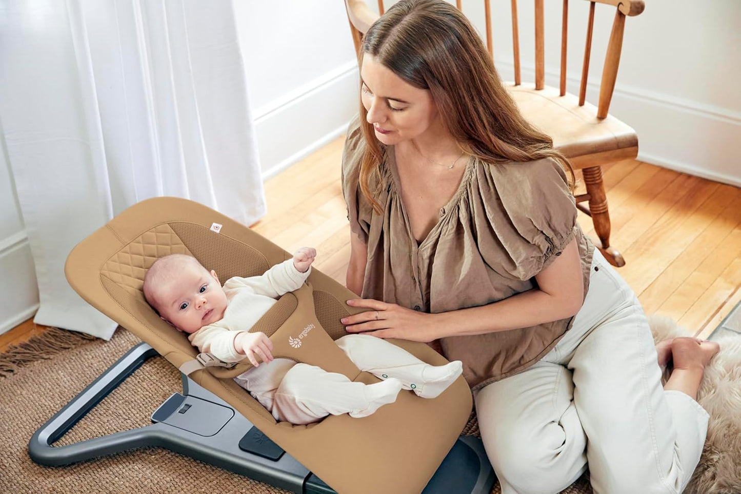 Evolve Bouncer - Babywippe für Neugeborene, Camel Knit