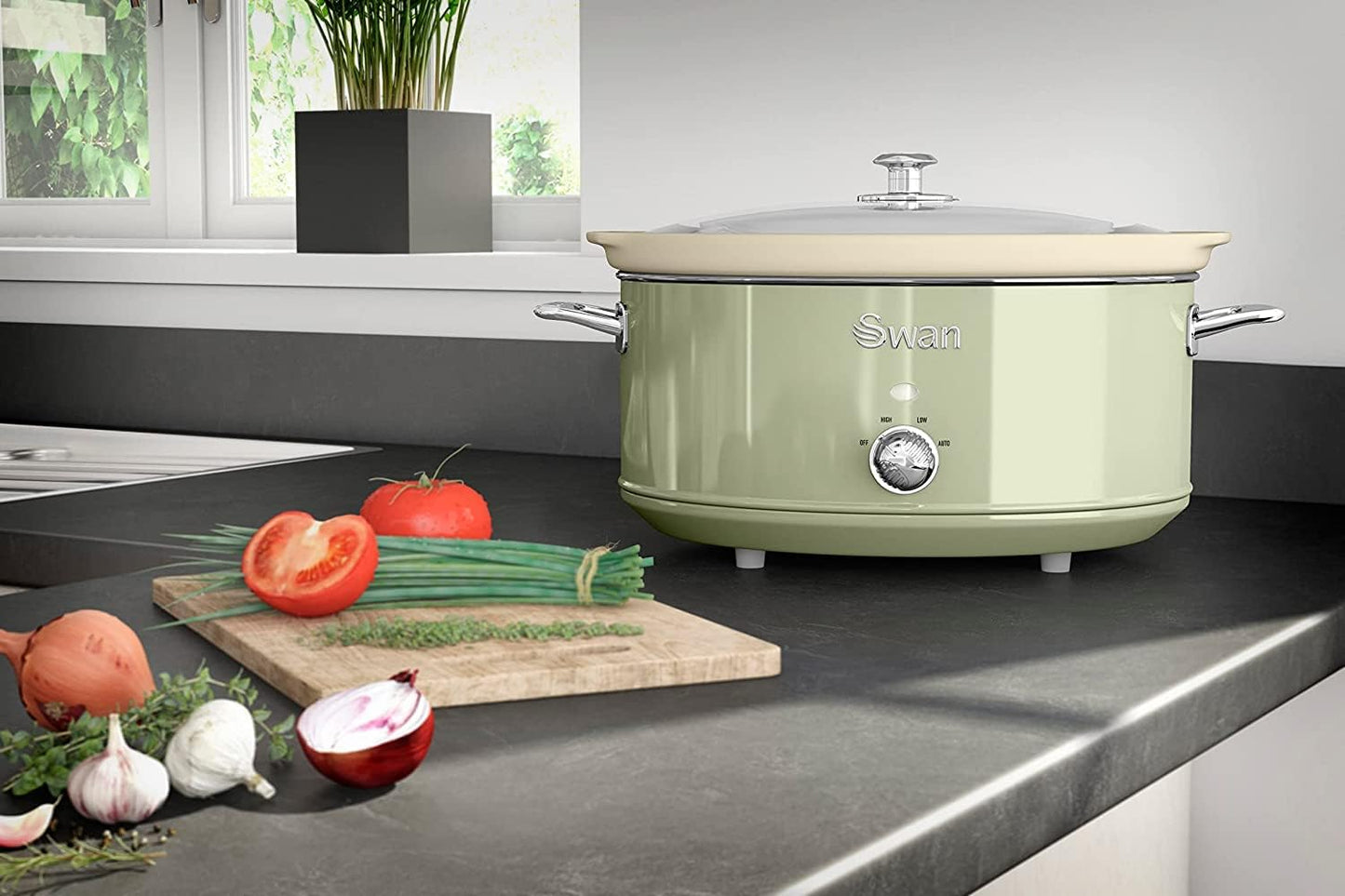 Retro Slow Cooker SF17031GNEU mit Keramik-Behälter 6,5L, Grün