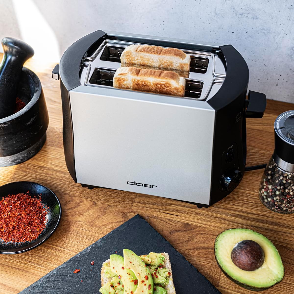 Toaster mit Brötchenaufsatz und Krümelschublade, Mattiertes Metallgehäuse / 2 Scheiben