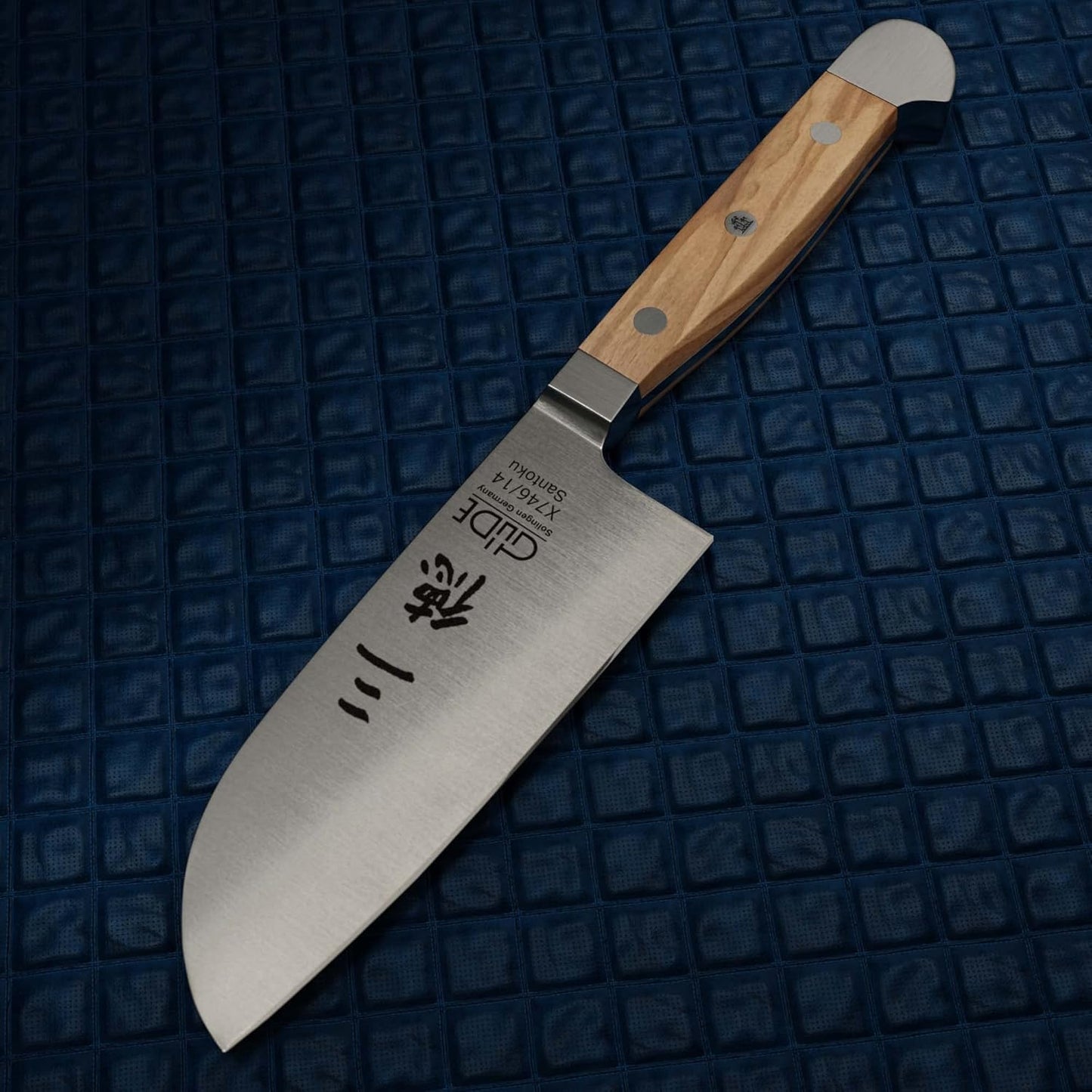 Santokumesser, Olivenholz 14 cm