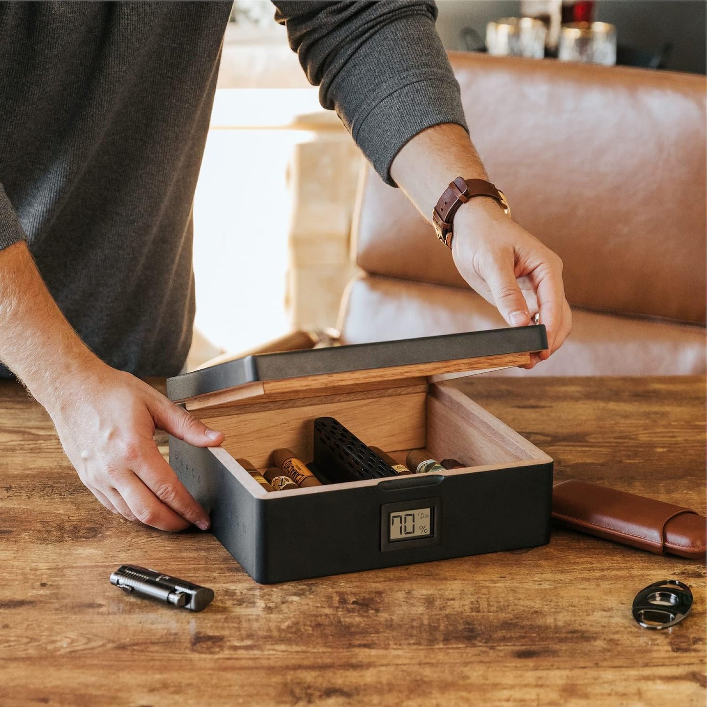 Humidor, Schwarz