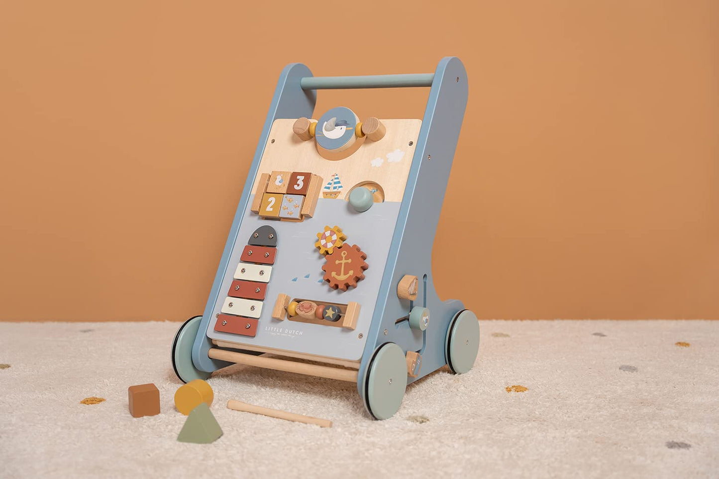 7107 Sailors Bay Lauflernwagen