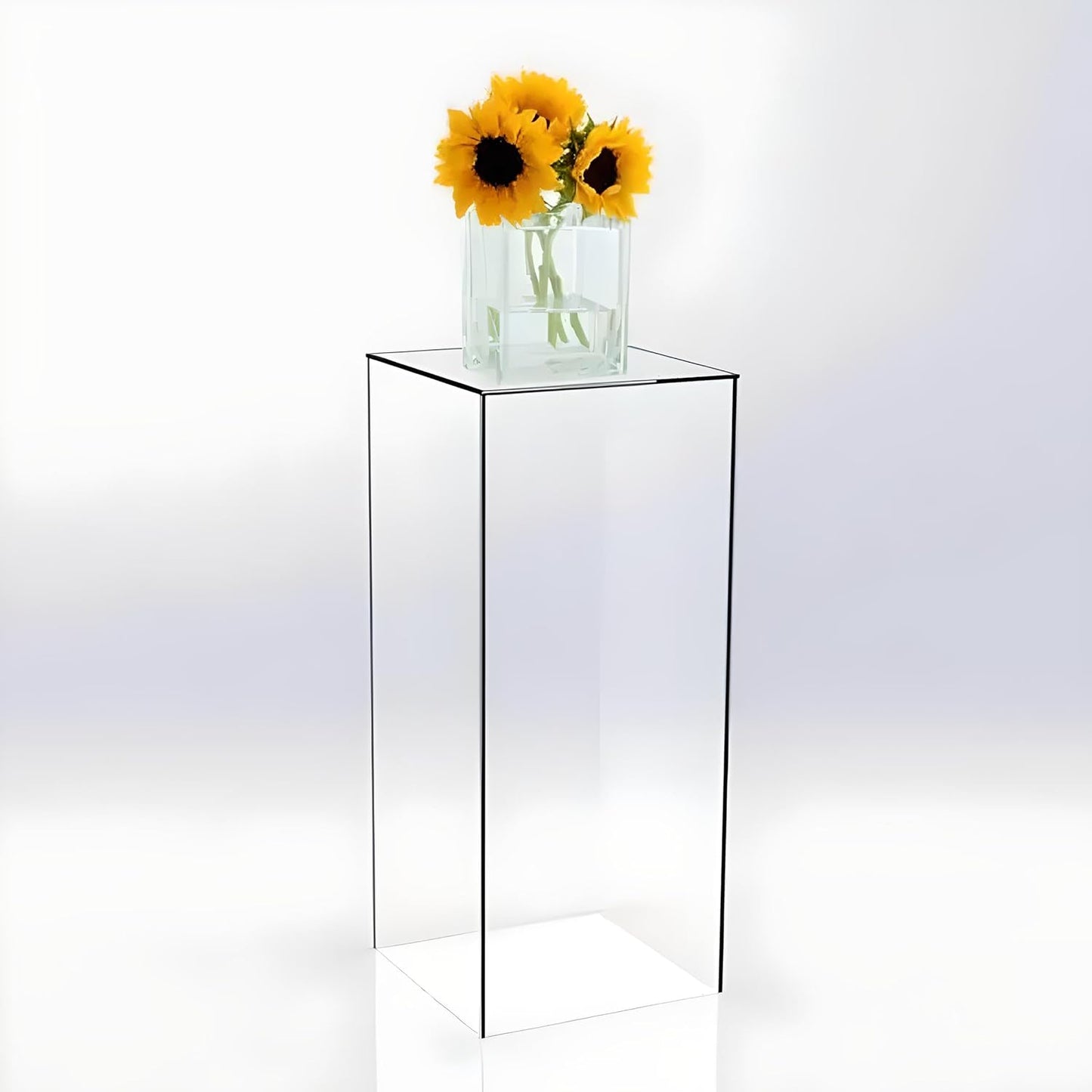 Quadratischer Blumenständer