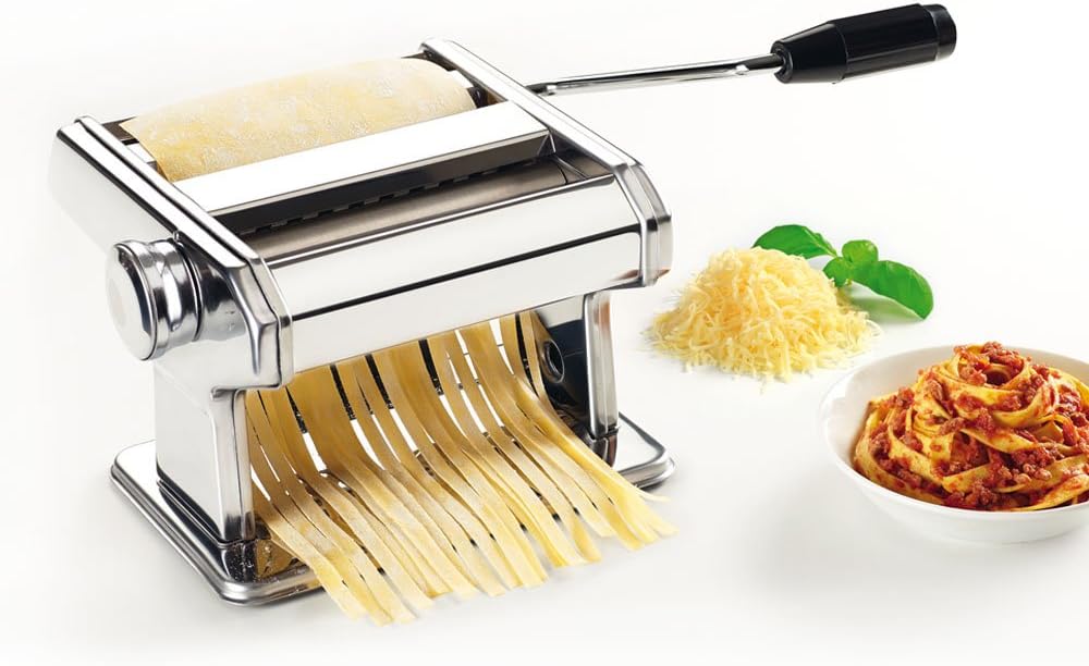 Nudelmaschine mit Handkurbel