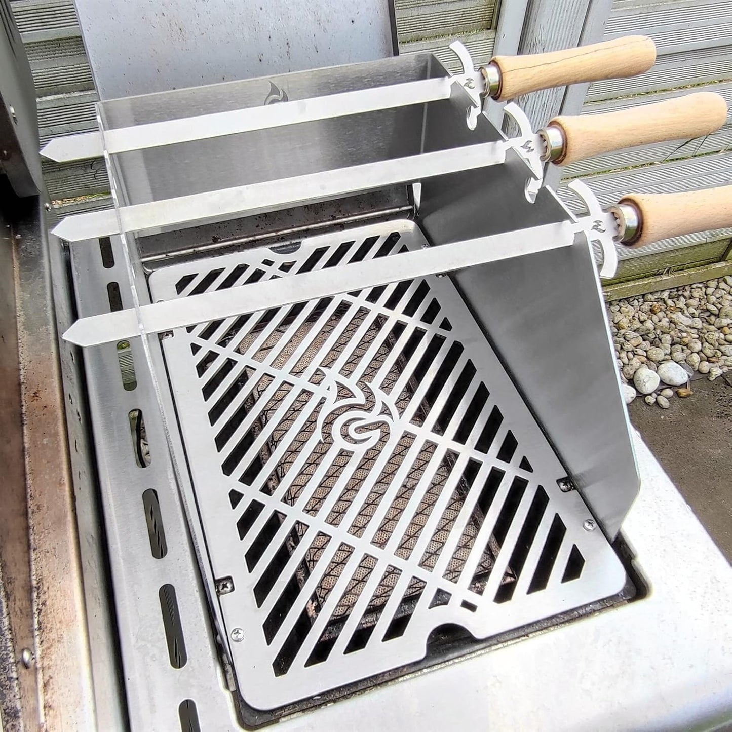 Windschutz & Spiesshalter für Sizzle Zone, Windschutz Napoleon große Sizzle Zone