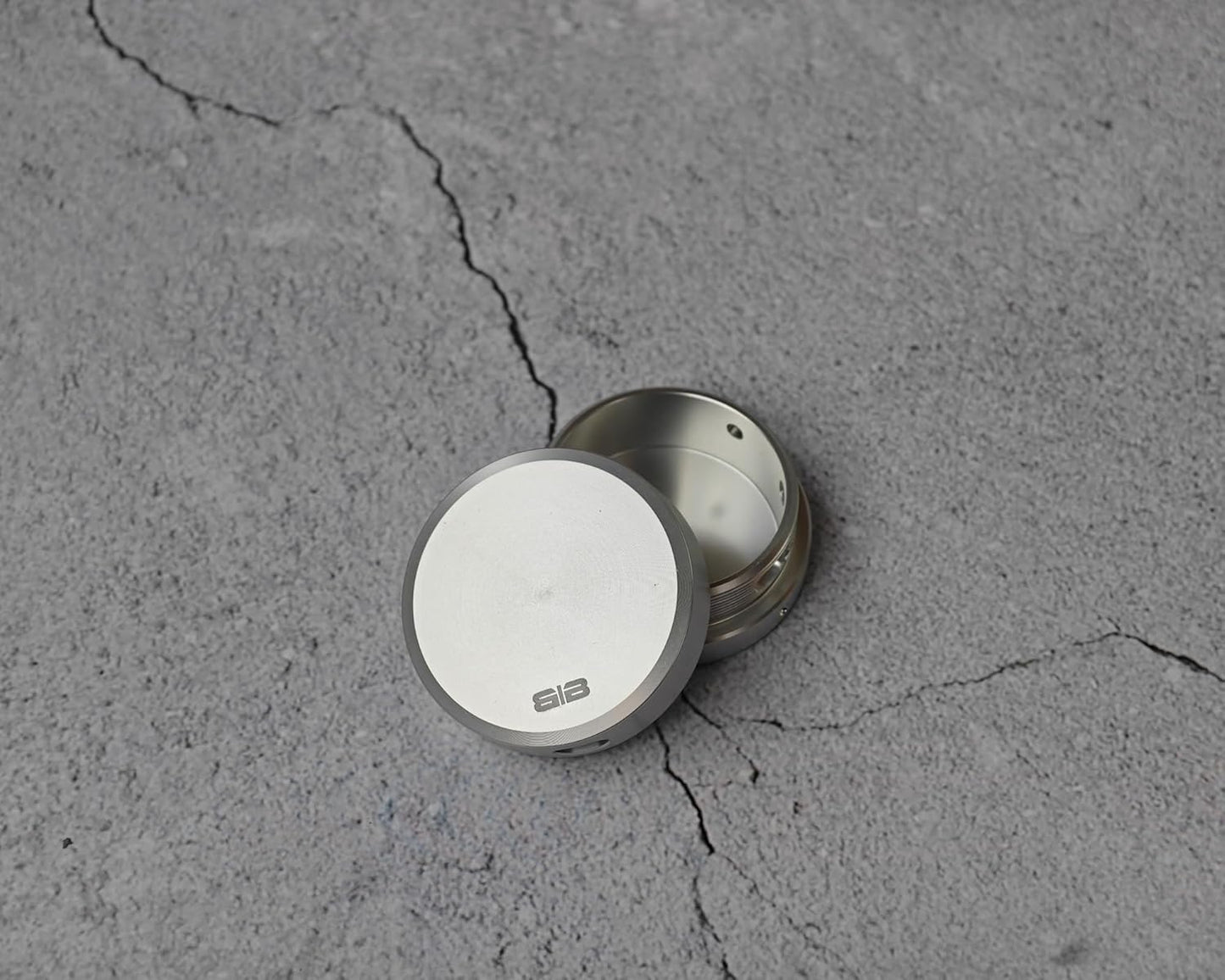 Dosierer mit einstellbarer Dosiergrösse, Silber
