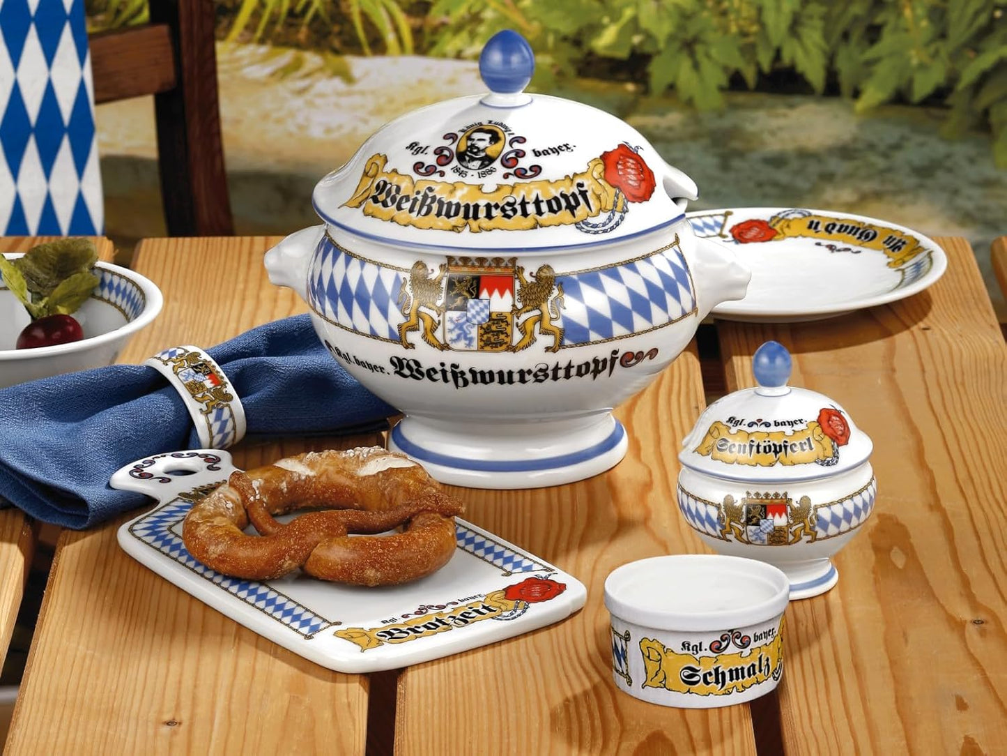 Compact Bayern Löwenkopfterrine