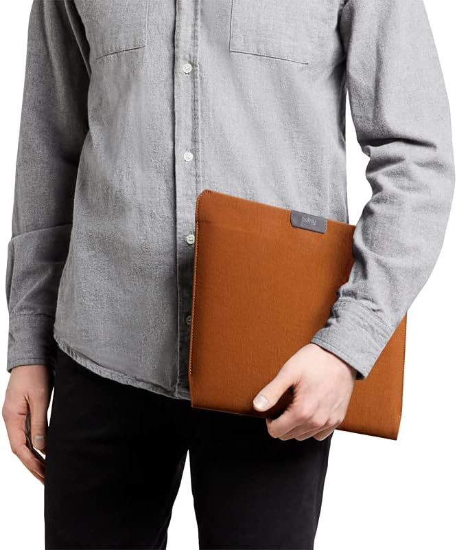 Laptop Sleeve mit Magnetverschluss, Bronze