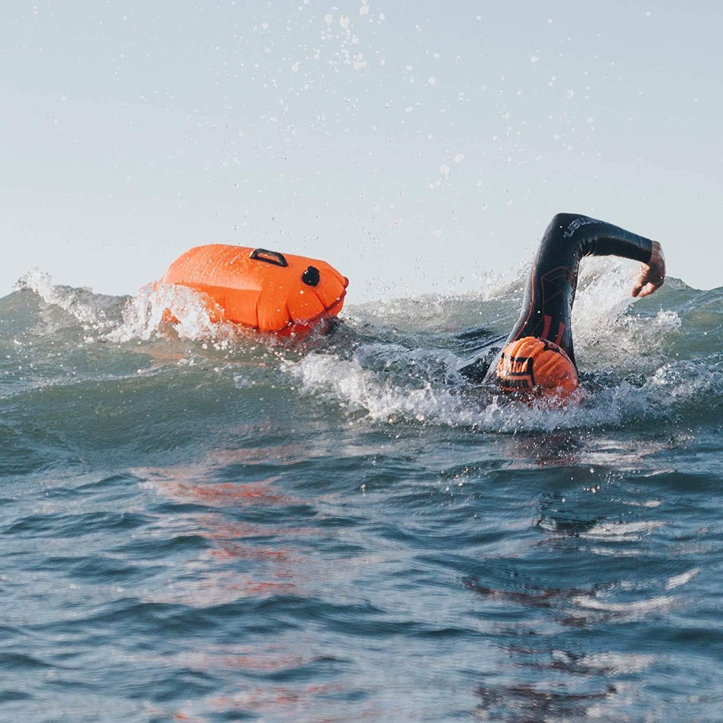 Schwimmboje mit Badekappe, Orange