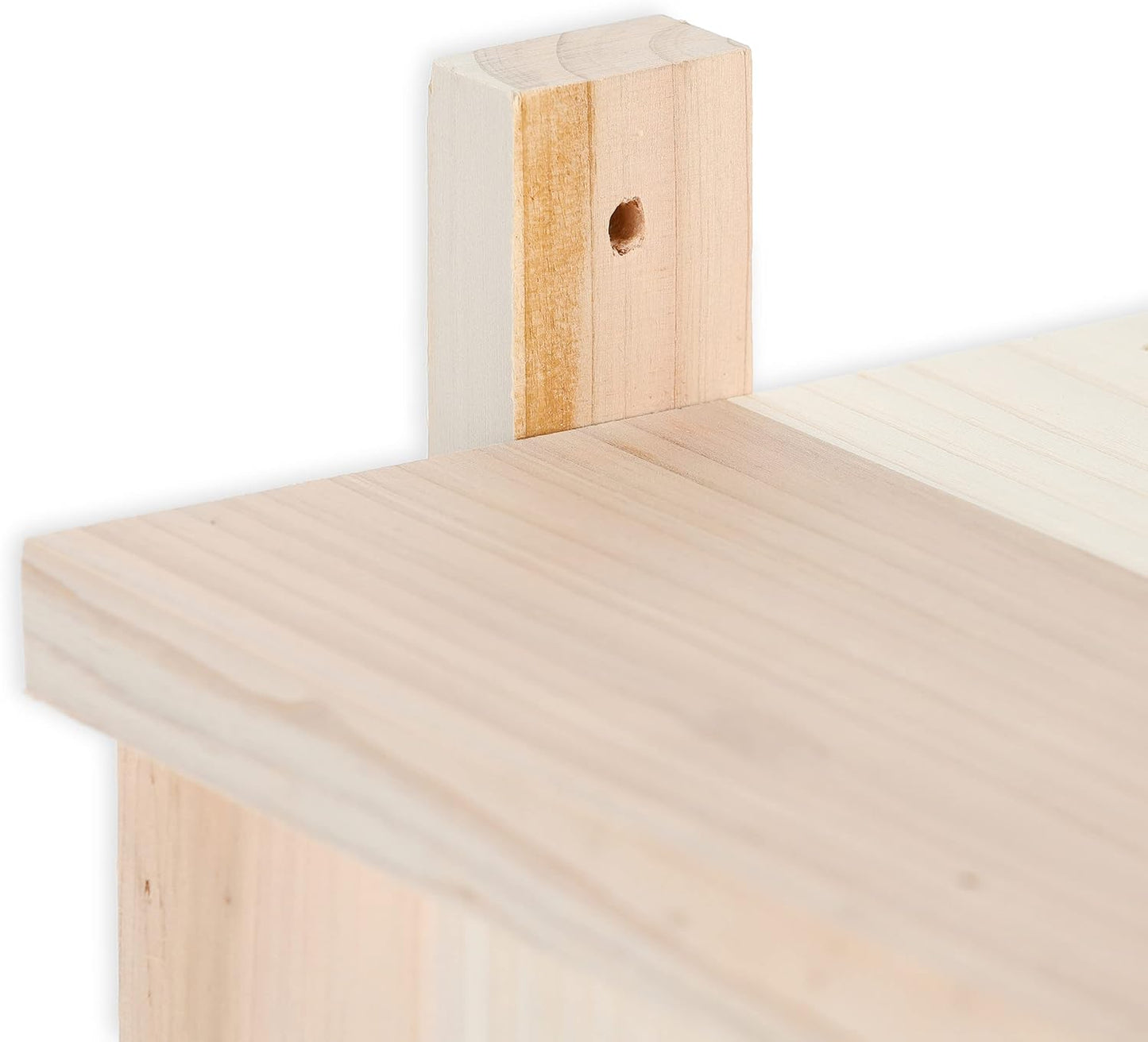 Nistkasten für Halbhöhlenbrüter aus Holz