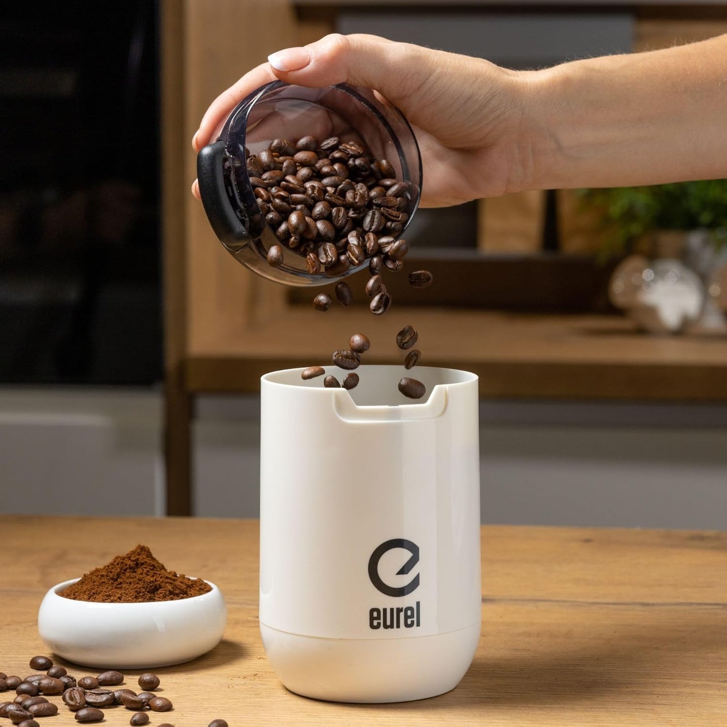 Kaffeemühle KMA, Weiss