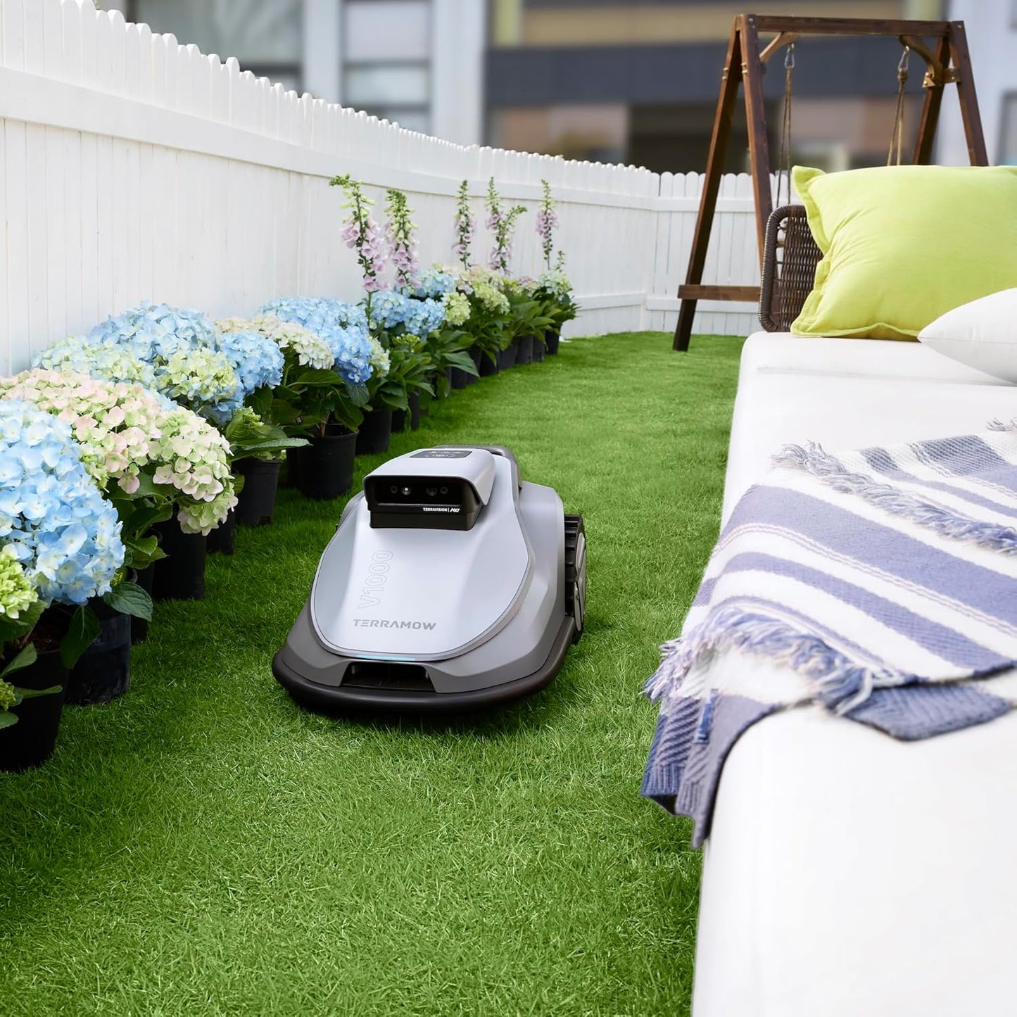 Mähroboter mit KI-Bilderkennung bis 1200m², V1000