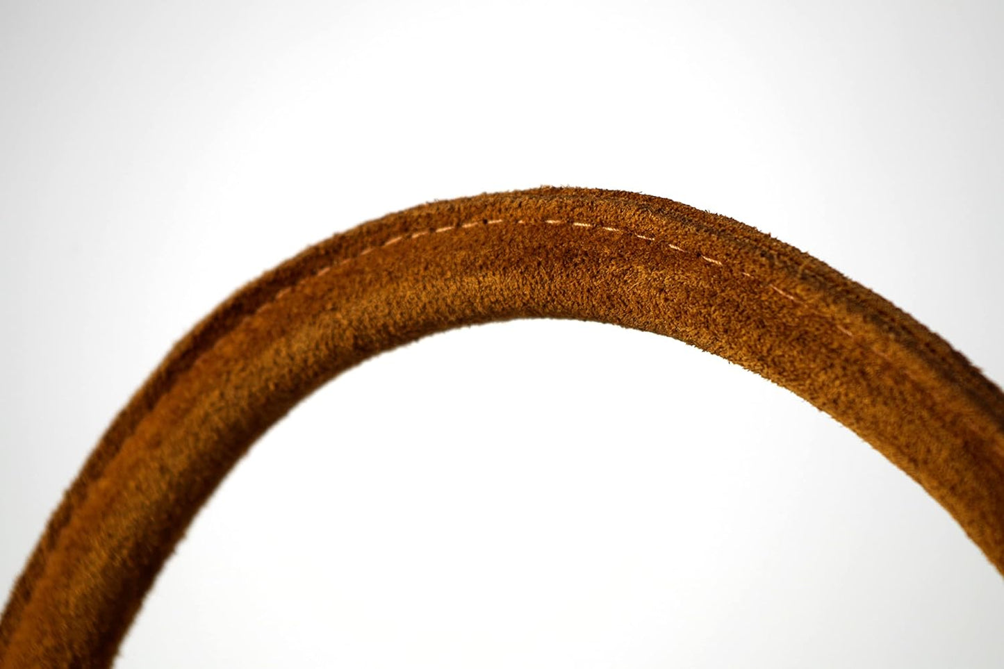 Einkaufstasche aus Wasserhyazinthe mit Ledergriffen