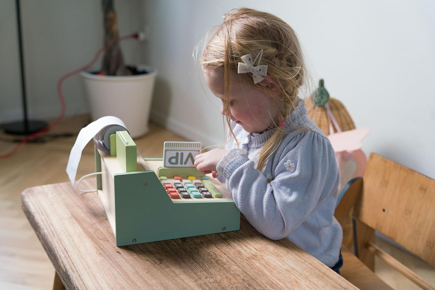 17-teilige Kaufladenkasse mit Spielgeld