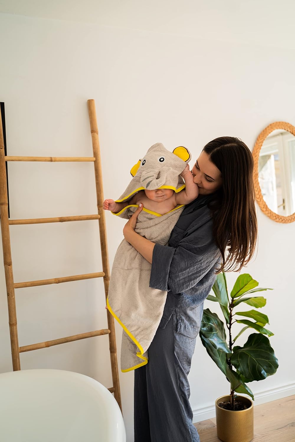 Baby Handtuch glücklicher Elefant mit Kapuze und Waschlappen, Glücklicher Elefant