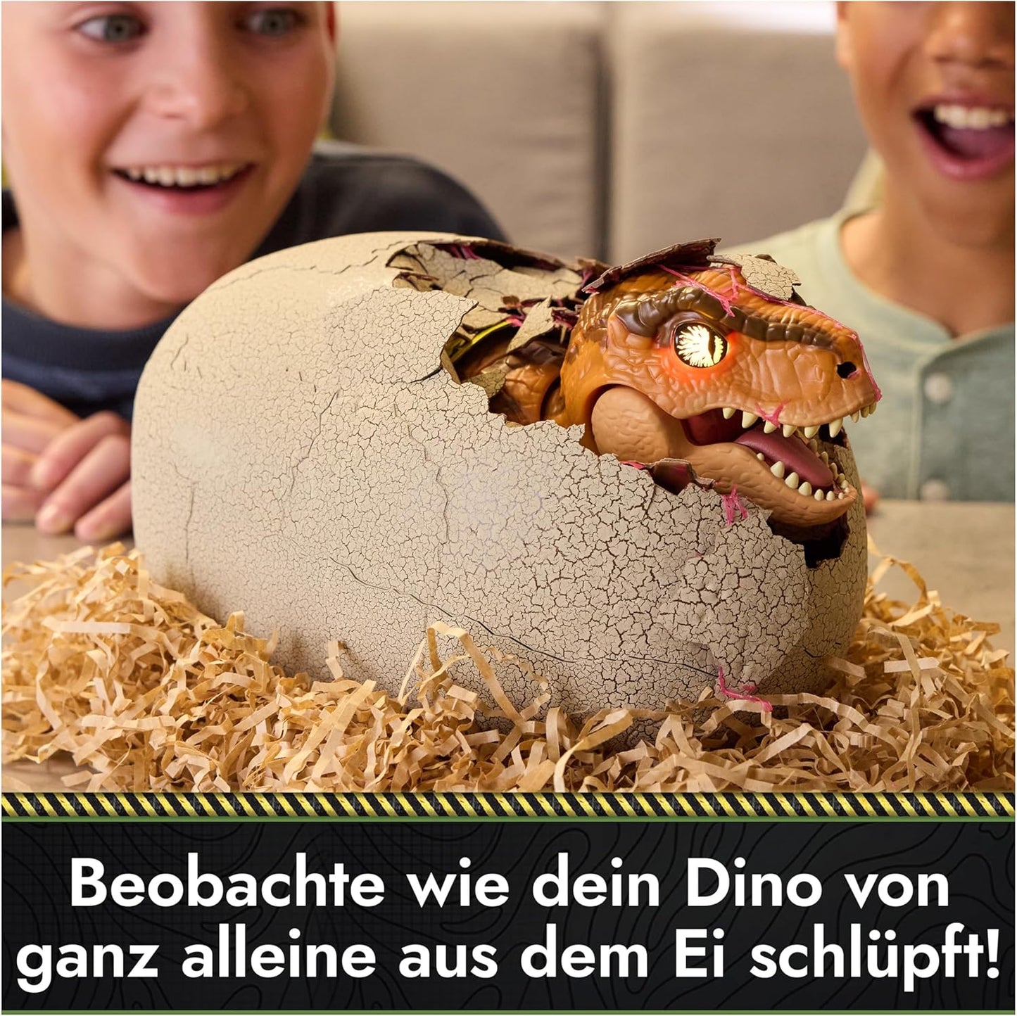 Interaktiver T-Rex im Ei