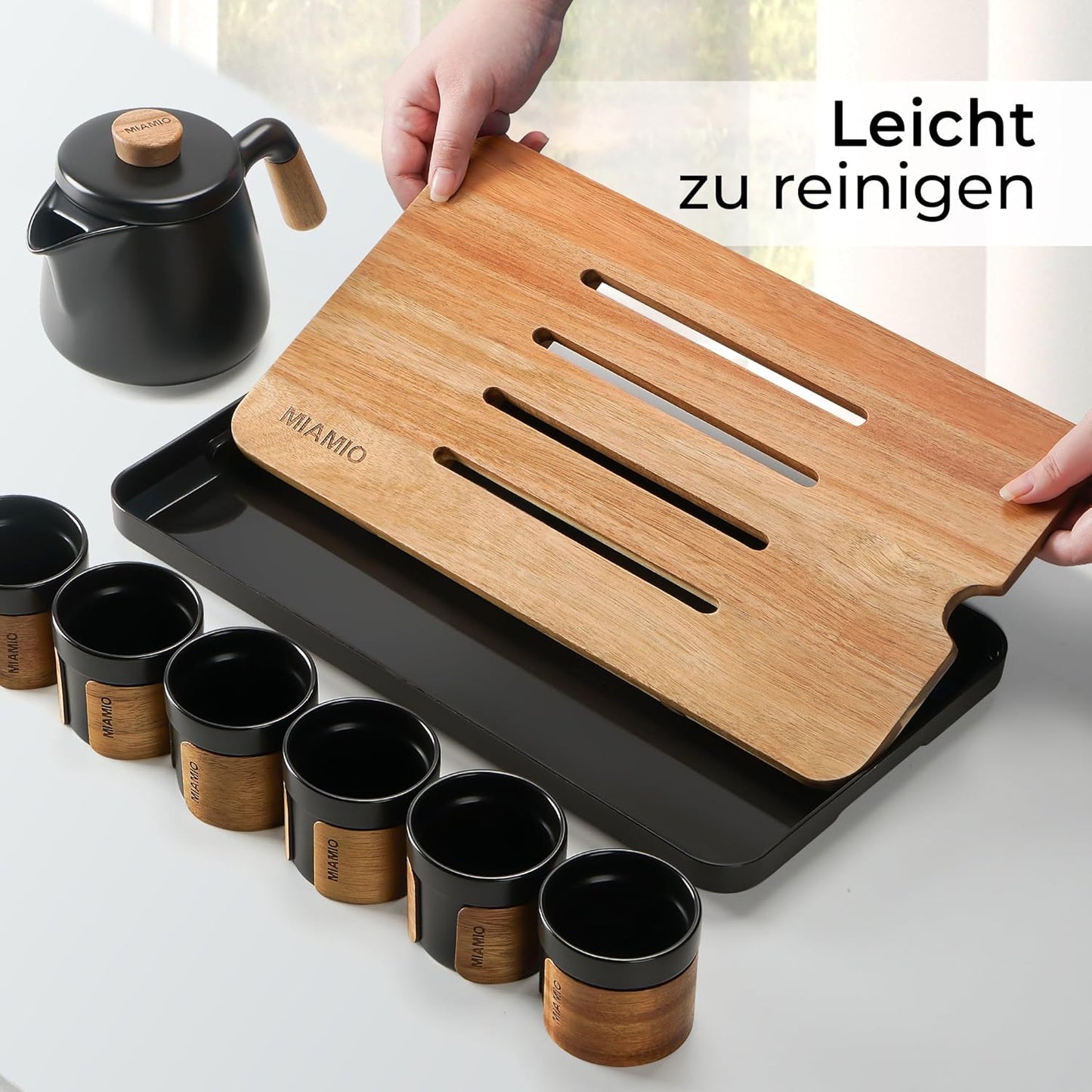 Japanisches Tee-Set mit Teekanne und Teesieb, Schwarz