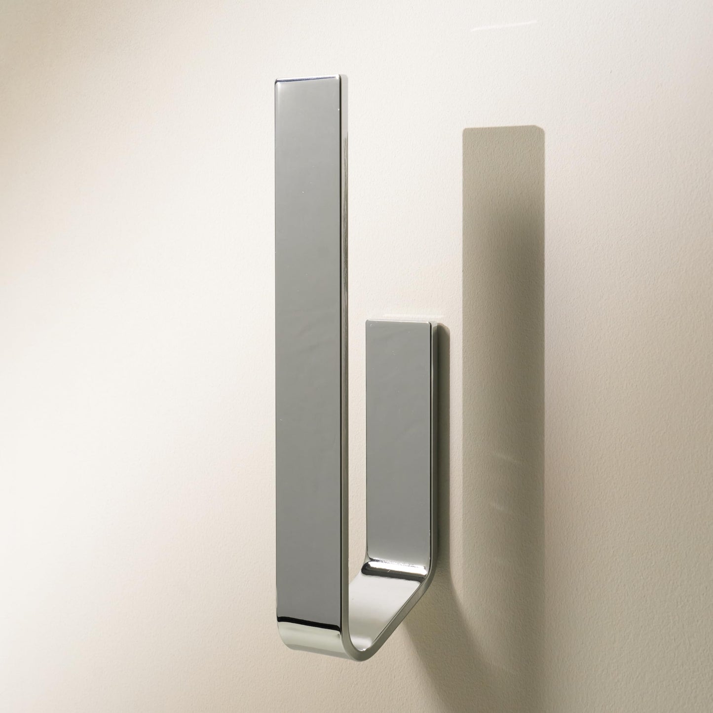 Selbstklebender Ersatzrollenhalter, Chrom