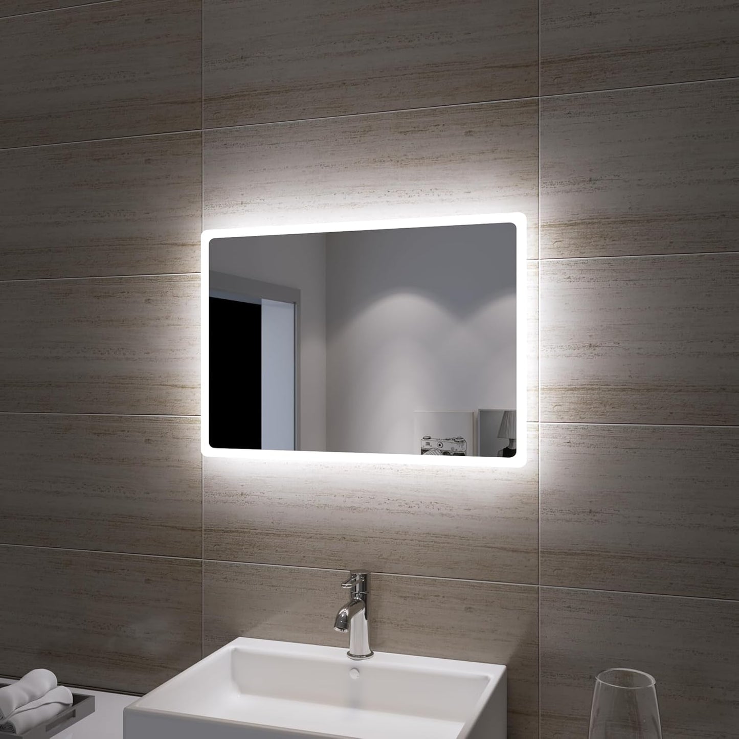 Badezimmerspiegel mit LED-Licht, energiesparend, 60L x 40B cm Silber