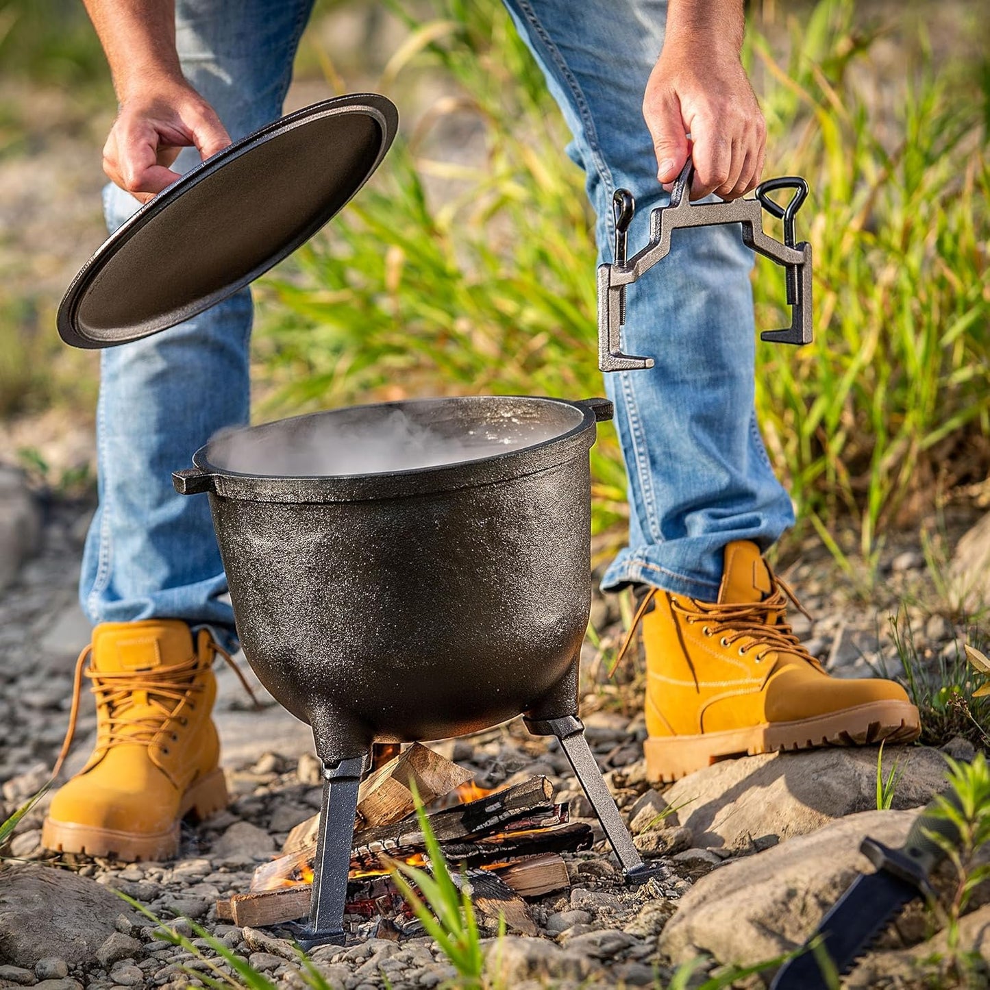 Jagdkessel Dutch Oven mit Deckel und Löffel, 10 L mit Löffel