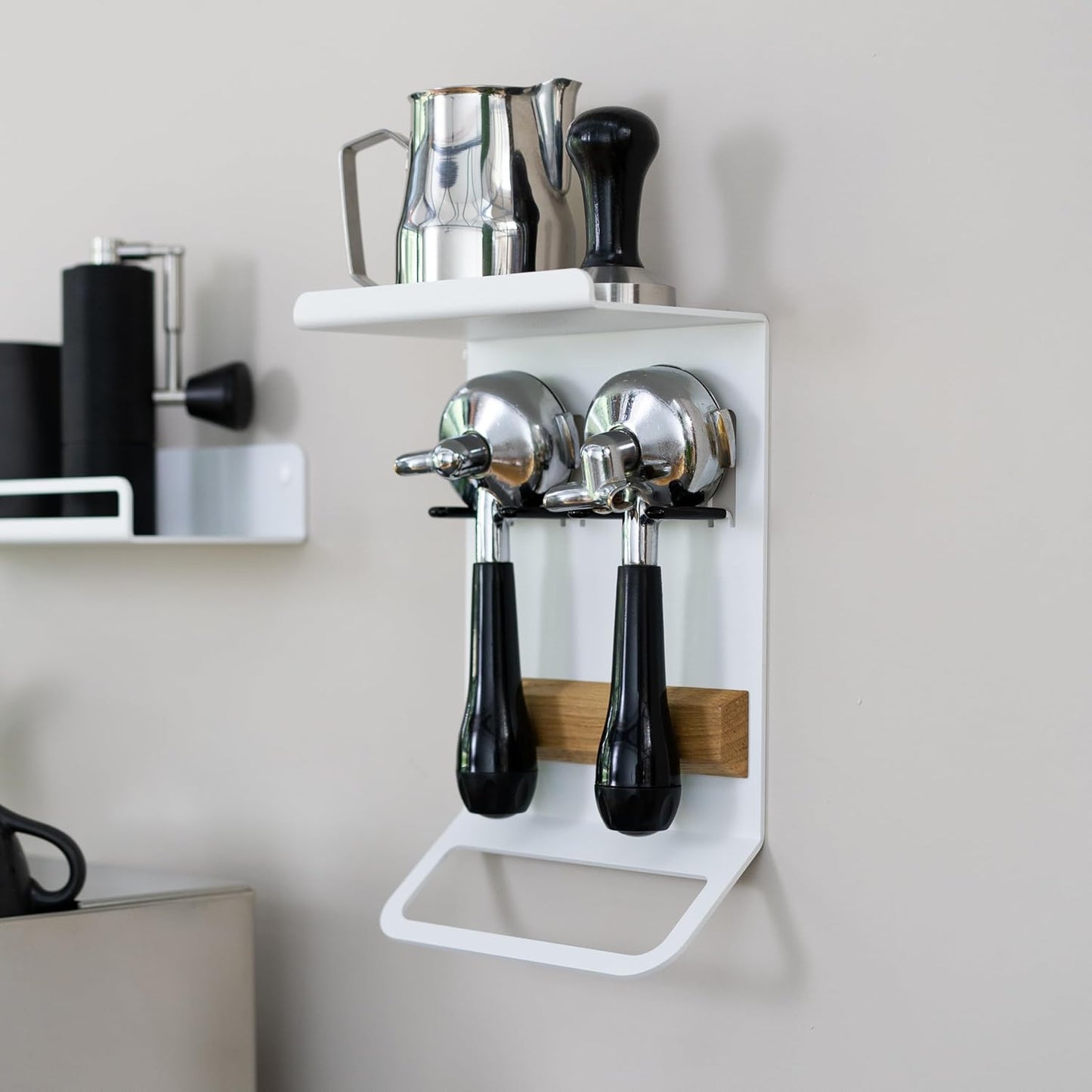 Barista Rack Mini mit Siebträgerhalterung, Helles Graubeige