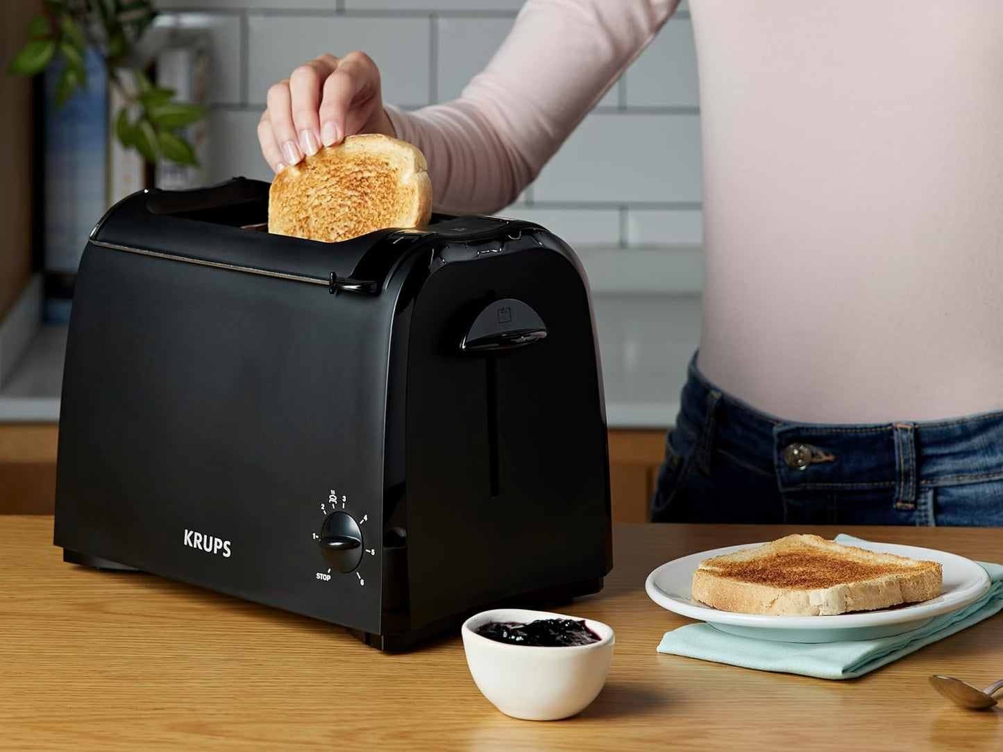 Pro Aroma Toaster mit Brötchenwärmer und Hebefunktion, Schwarz II