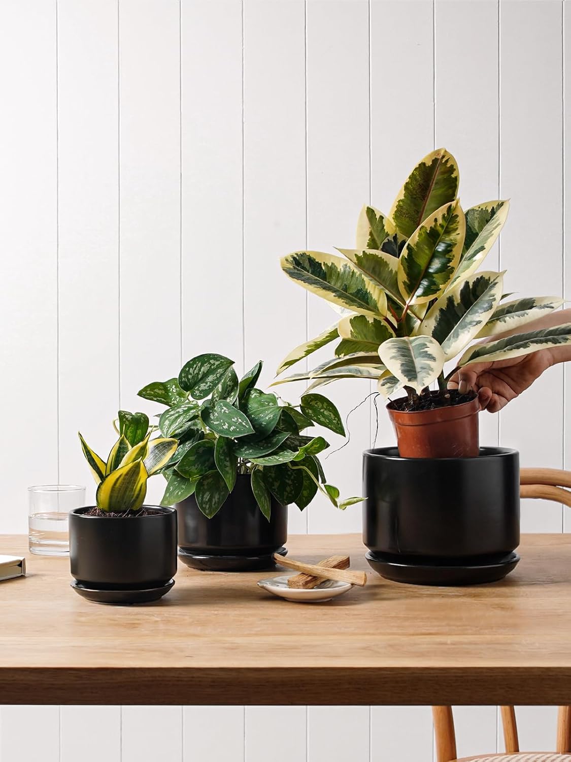 Keramik Blumentopf-Set mit Untersetzer, Schwarz