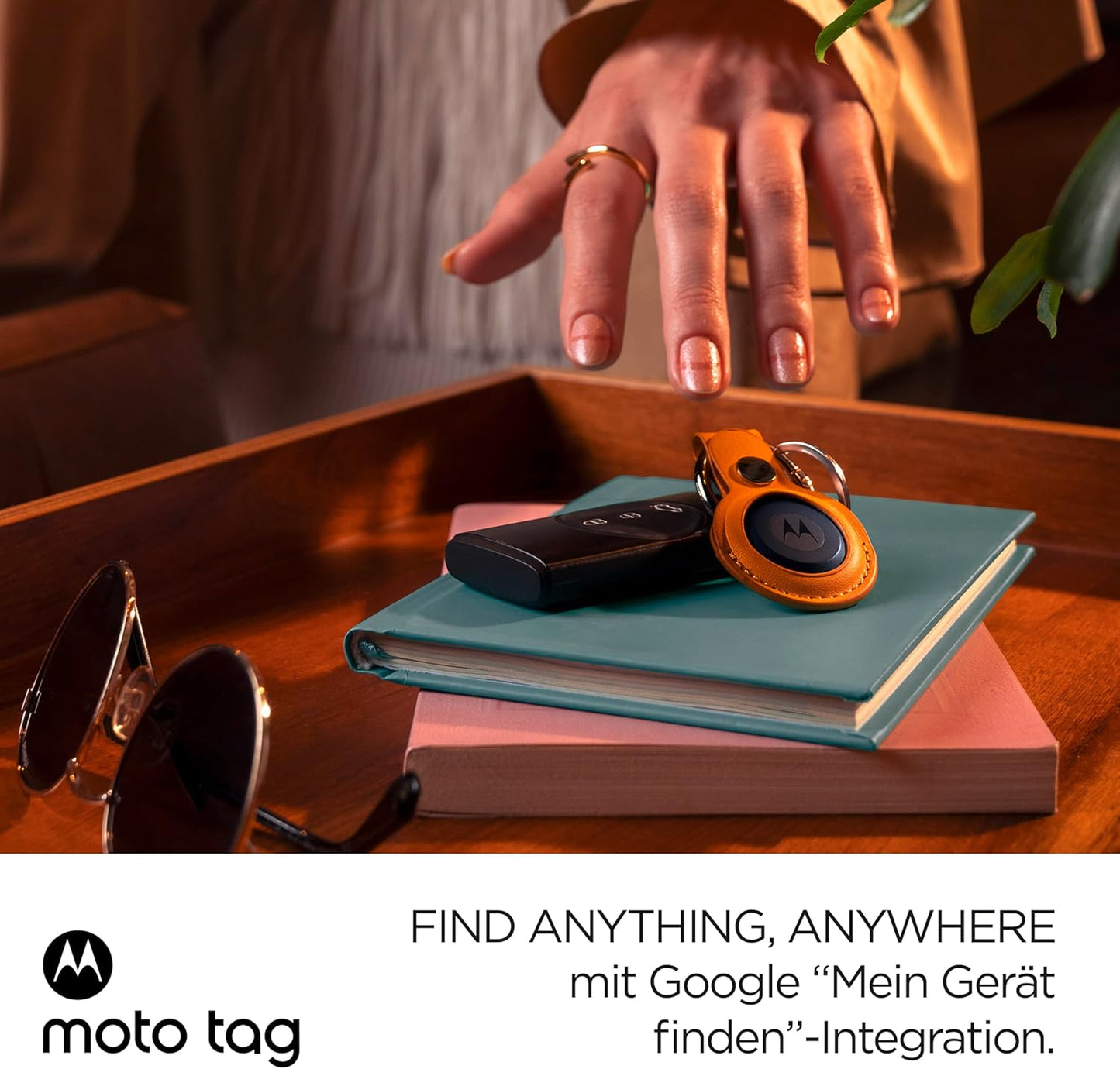 Moto Tag - Smart Tracker, Starlight Blue