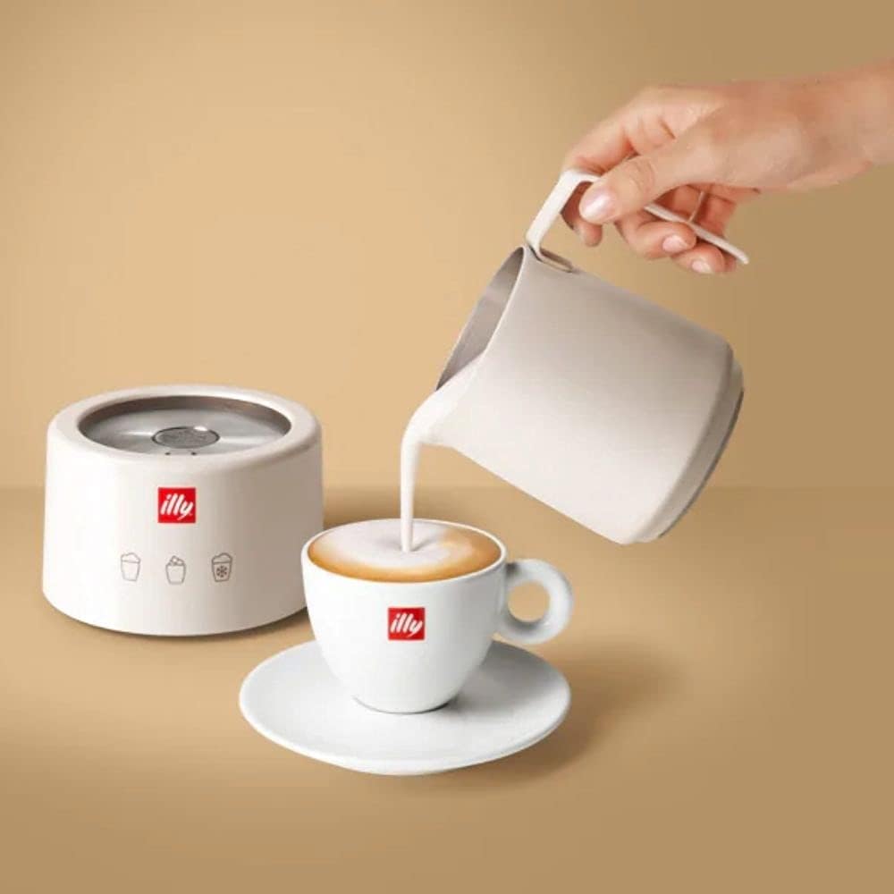 Milchaufschäumer by Piero Lissoni
