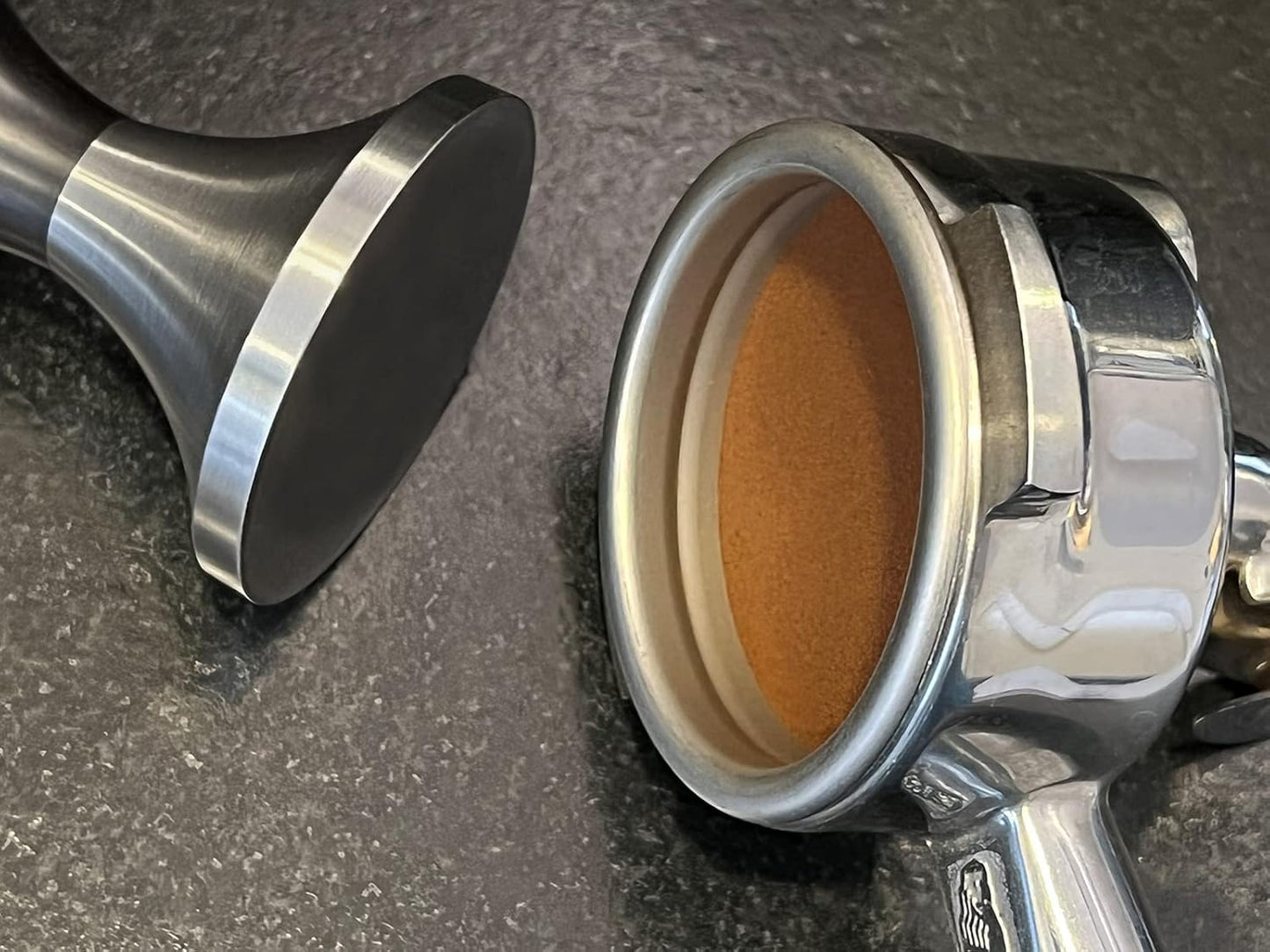 Tamper Set mit Tamperablage, Schwarz Set (41 mm + Tamperablage)