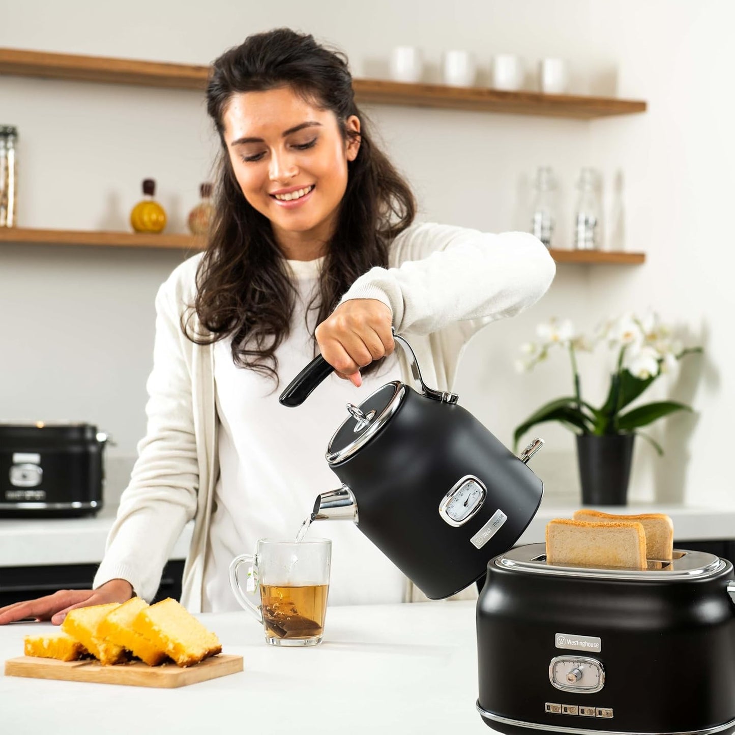 Retroline Frühstück-Set mit Toaster & Wasserkocher, Bundle mit 2-Scheiben Toaster schwarz