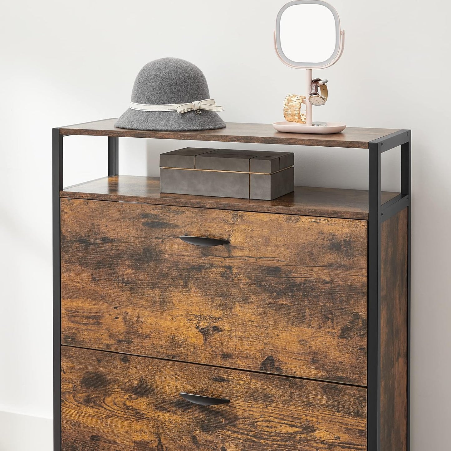 Schuhschrank mit Kippfächern, 2 Klappen (80L x 95H cm)