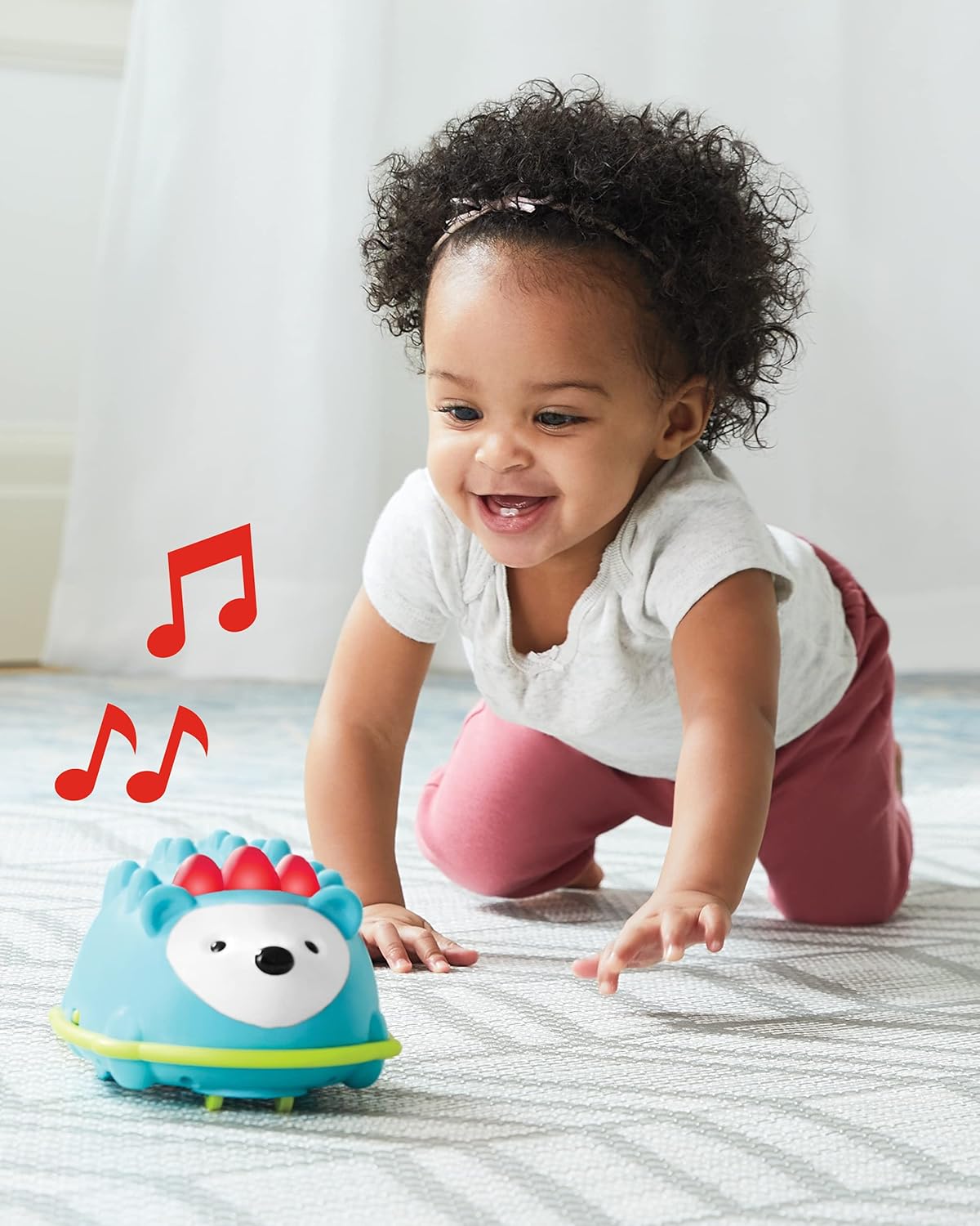 Krabbelspielzeug Igel mit Licht & Musik
