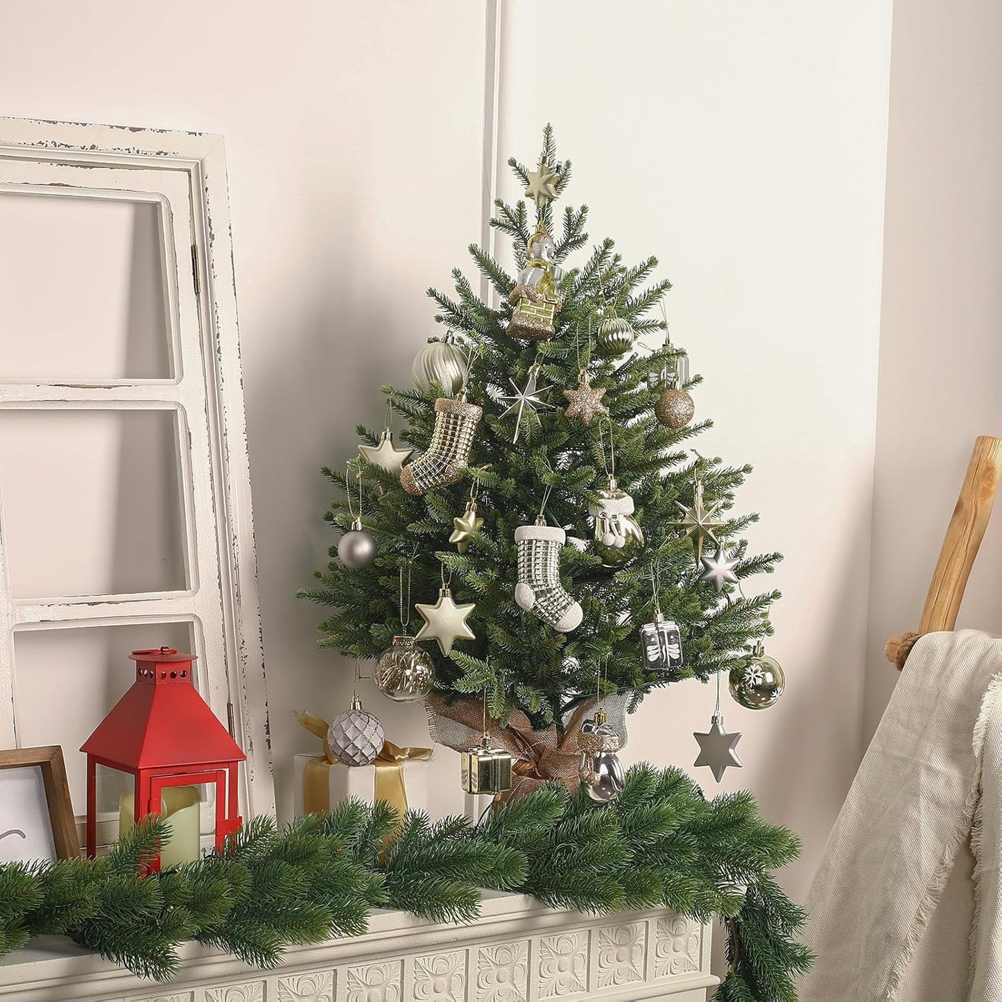 Beleuchteter Mini-Weihnachtsbaum mit LED-Lichtmodi, 18 cm