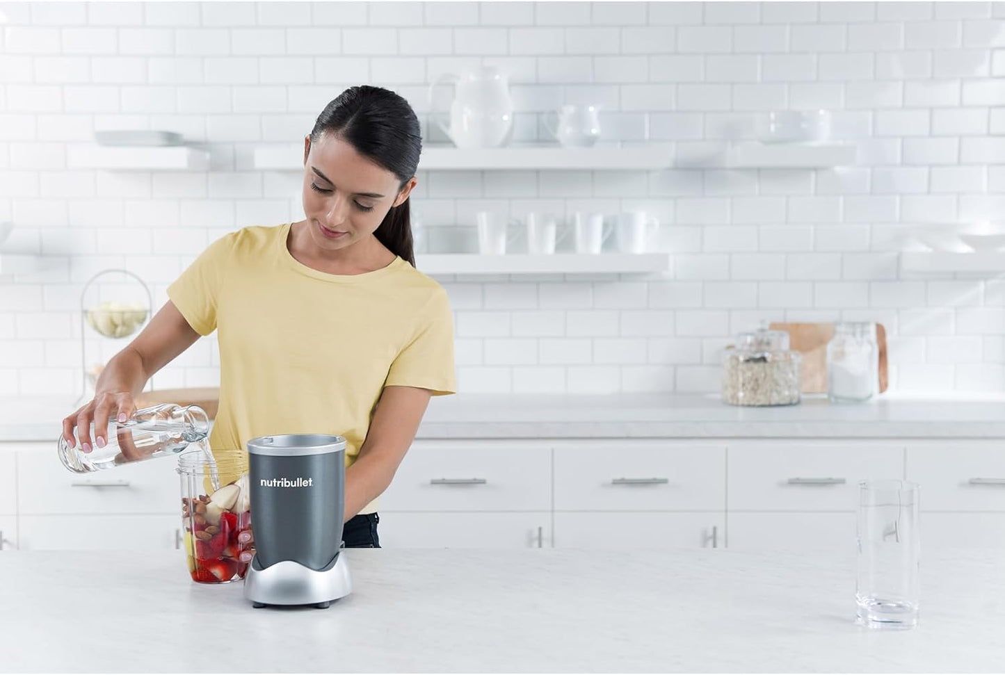 Smoothie Maker mit Zubehör, Verpackung mit Zubehör / Grau