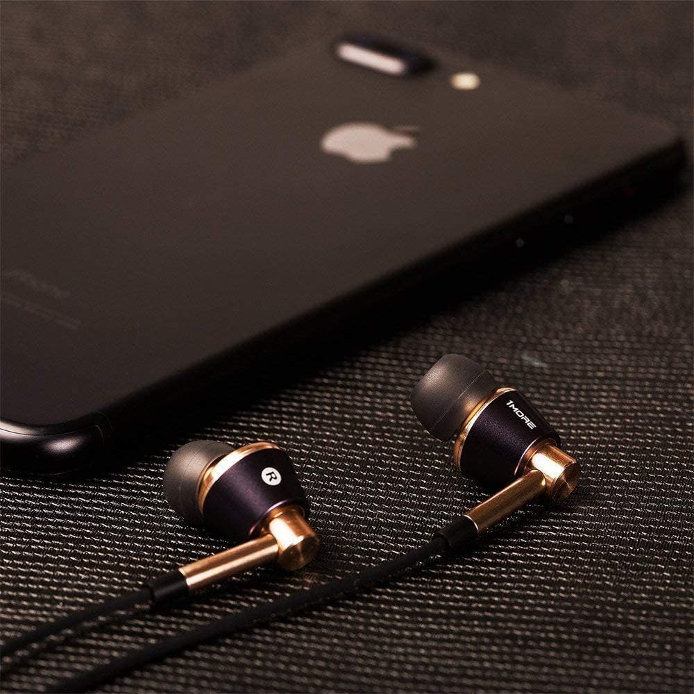 Triple-Driver In-Ear Kopfhörer mit Hi-Fi Audio, Triple Driver-In Ear Gold