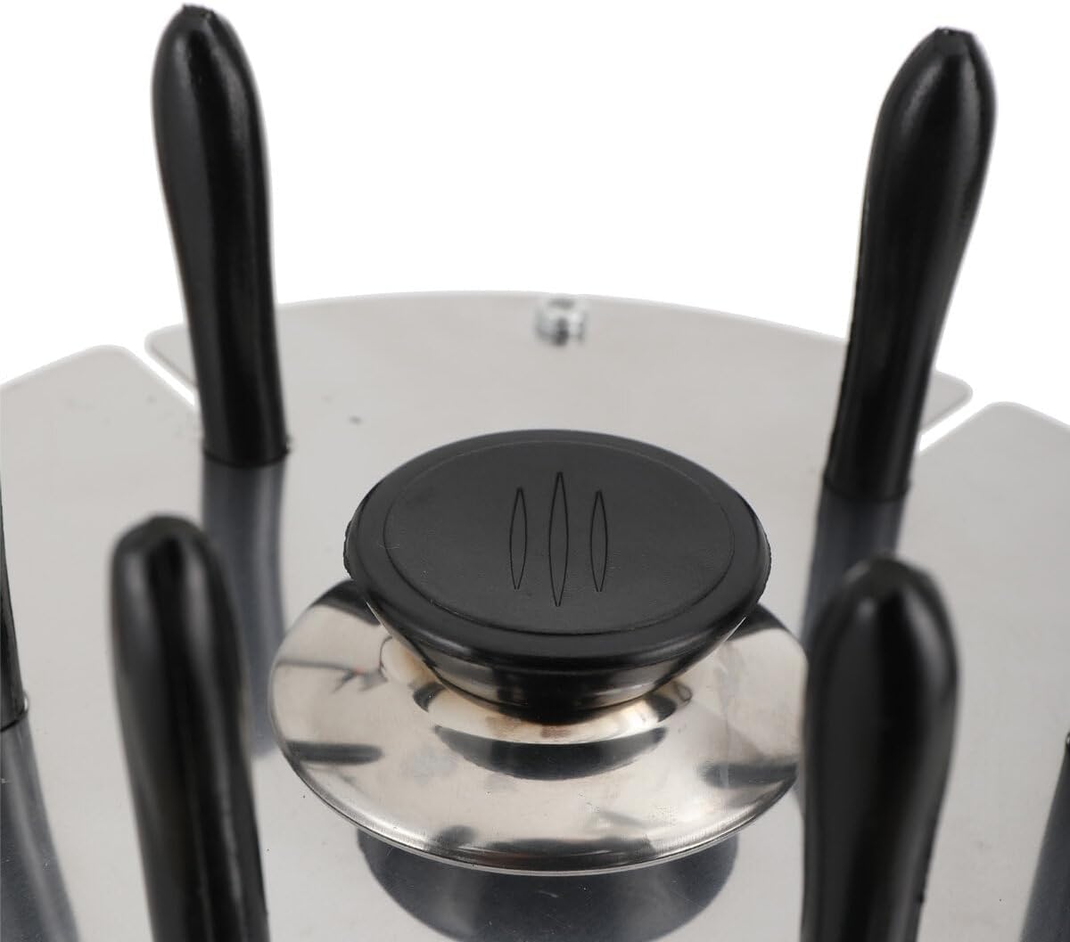 Elektrogrill mit 6 Schaschlikspiessen