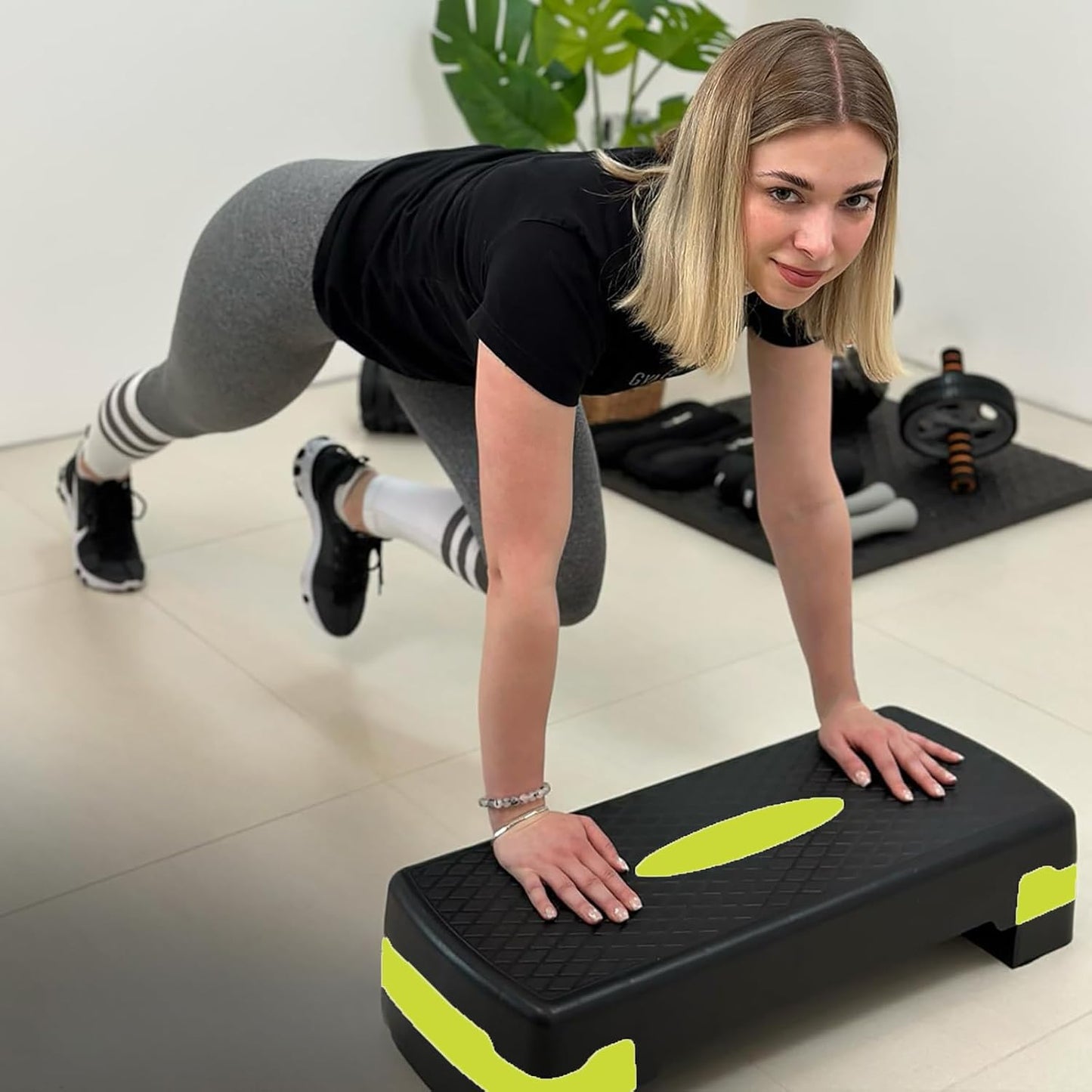 Höhenverstellbarer Aerobic Stepper, Schwarz+Grün