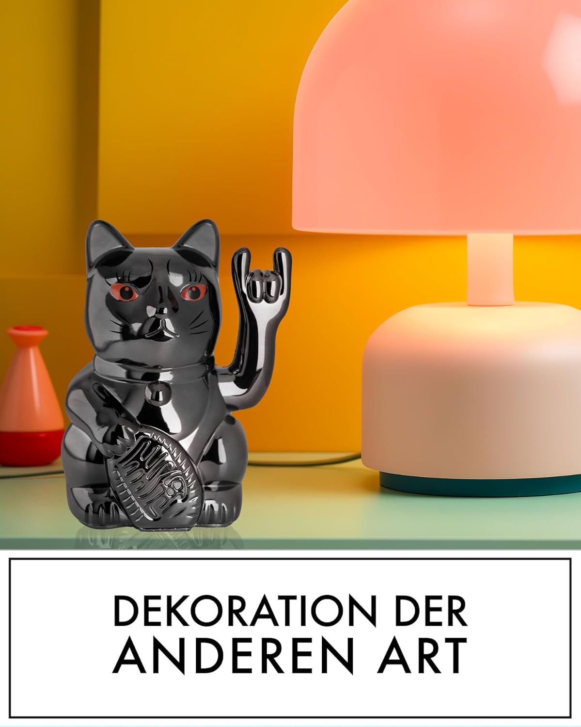 Winkekatze mit Mittelfinger, Black Shiny Rock