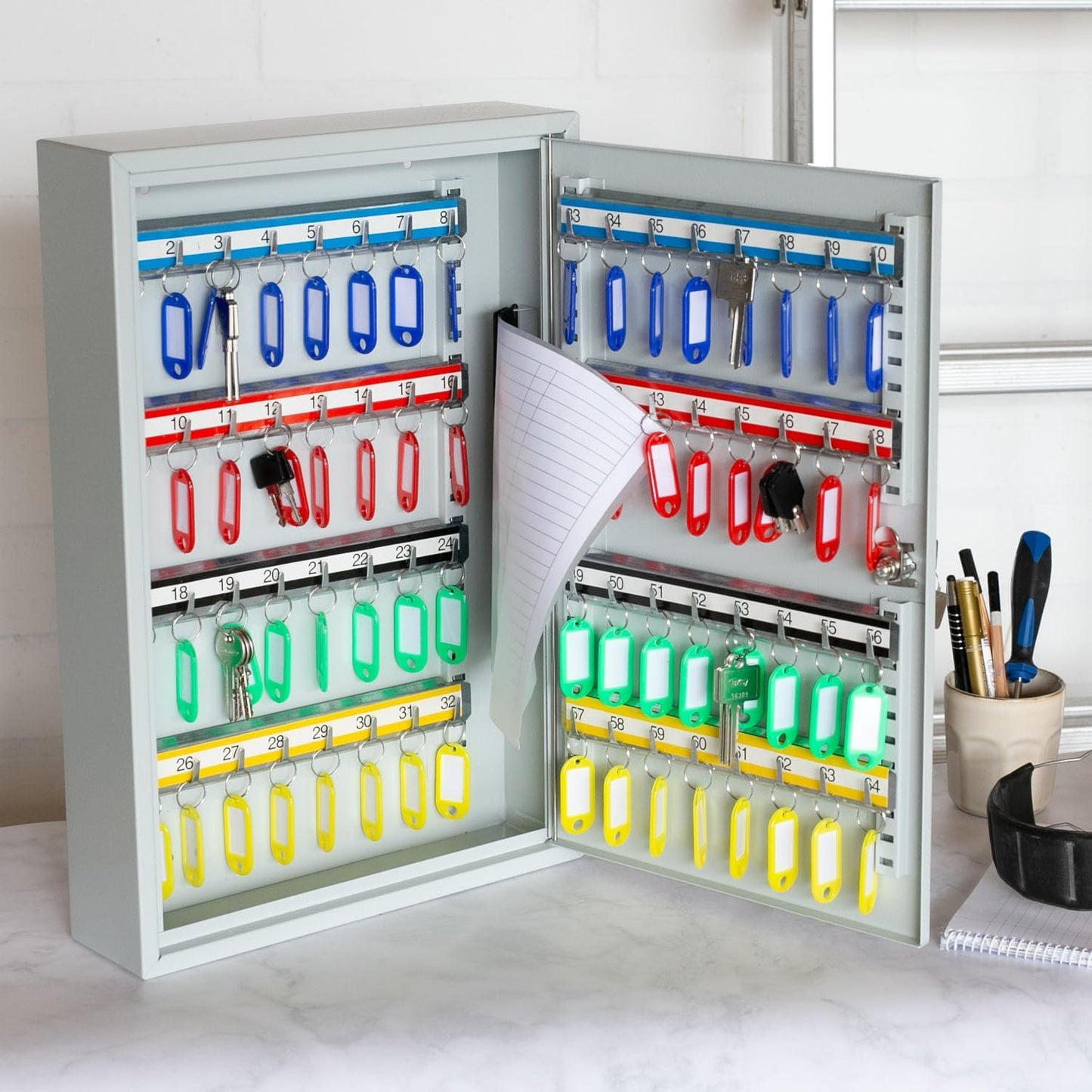 Abschliessbarer Schlüsselschrank mit 64 Haken, Lichtgrau 64 Haken