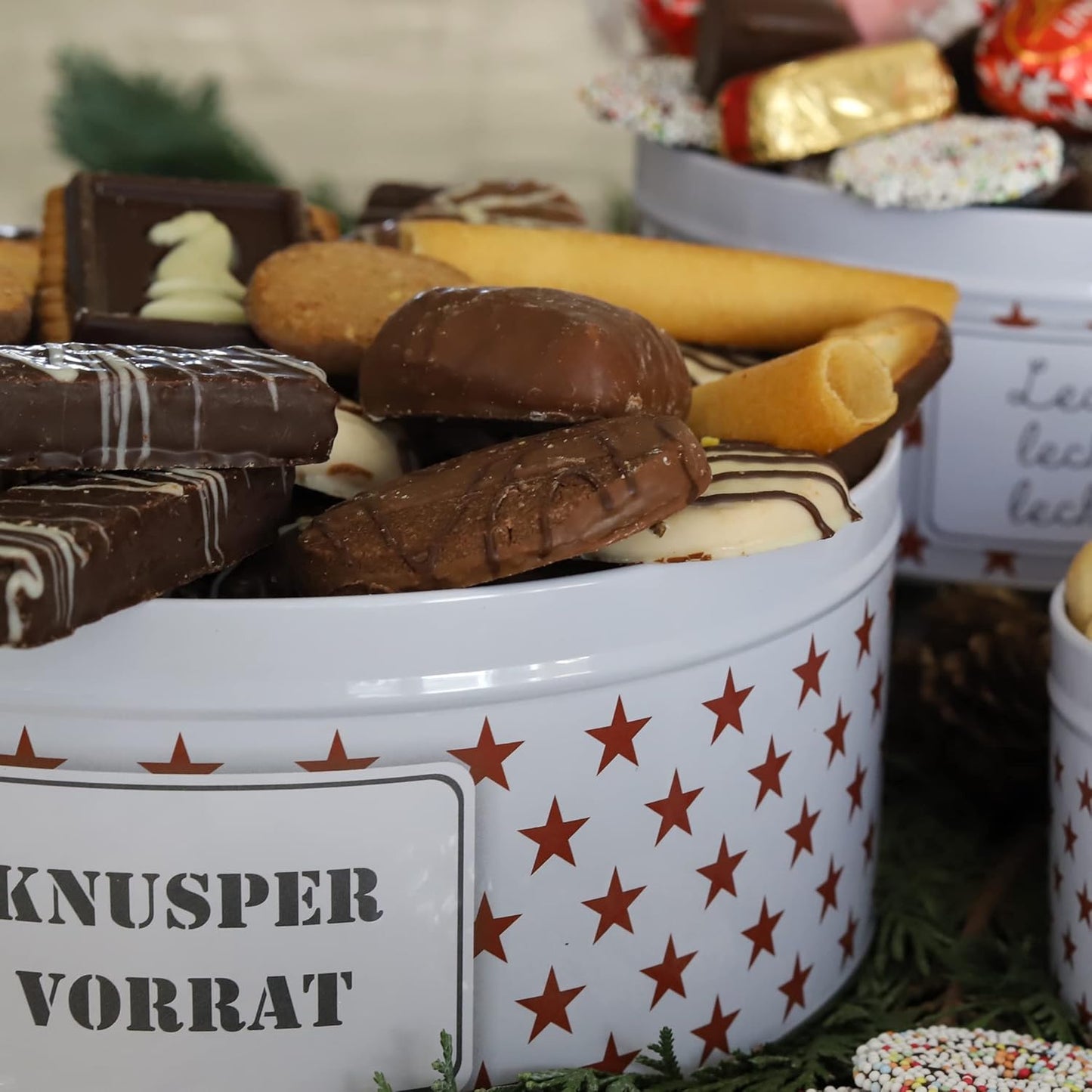 3er-Set runde Keksdosen mit Deckel, Sterne