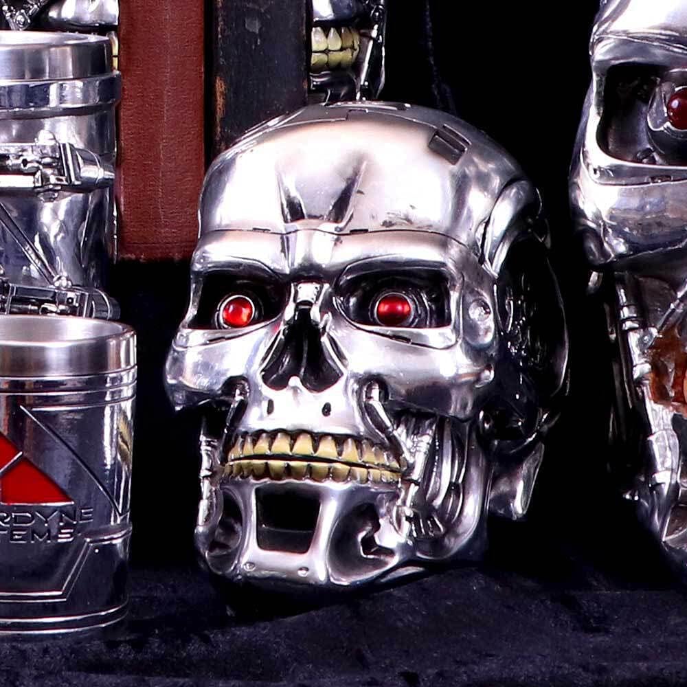 Nemesis Now T-800 (18 cm)