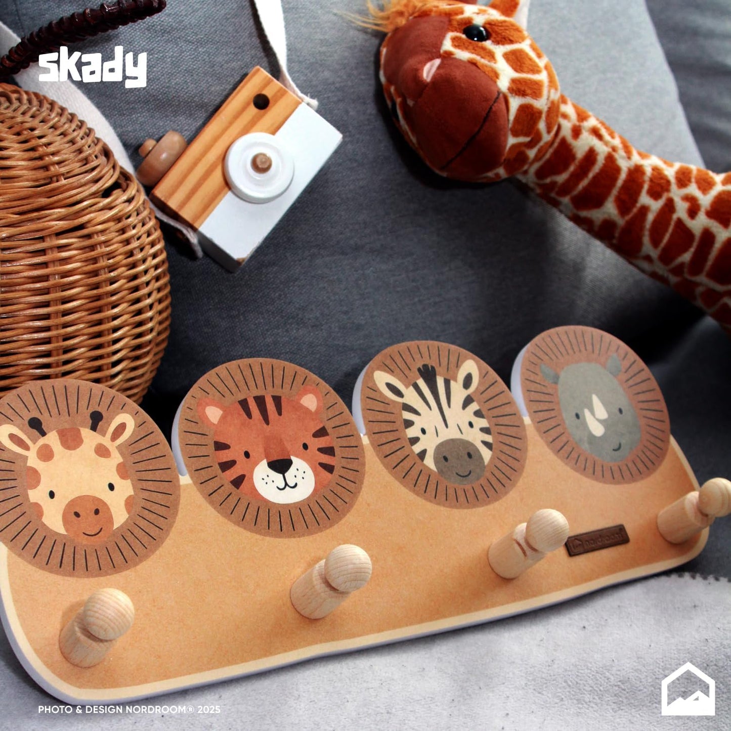 Kindergarderobe skady mit Tiermotiven, skady