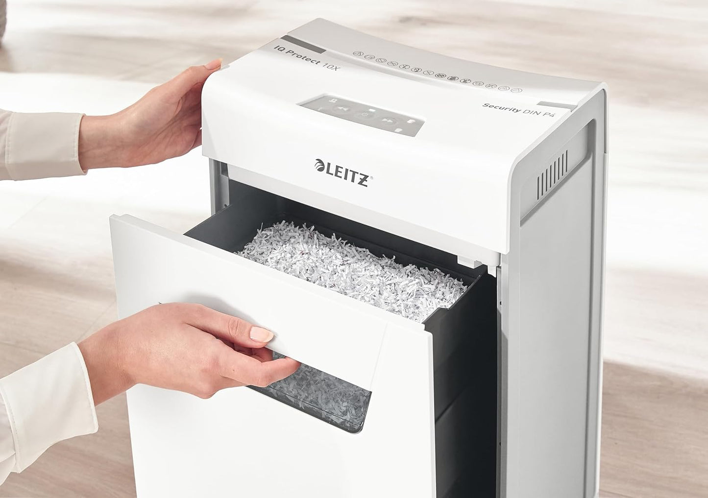 IQ Premium 10X Aktenvernichter, 10 Blatt Partikelschnitt