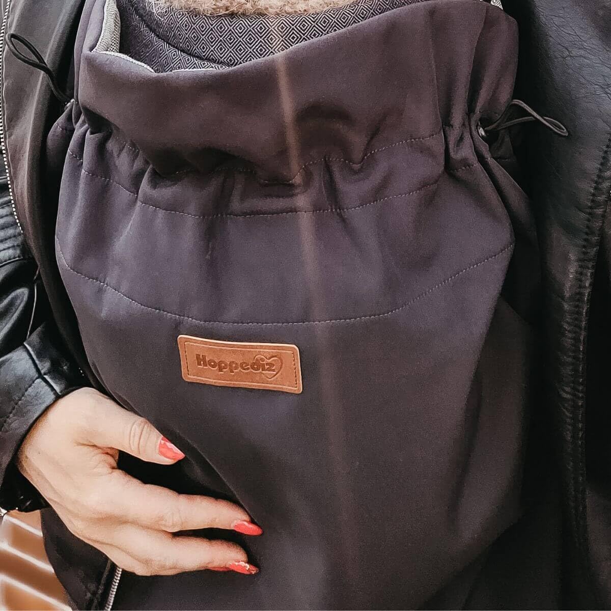 Universal-Tragecover aus Softshell für Babytragen