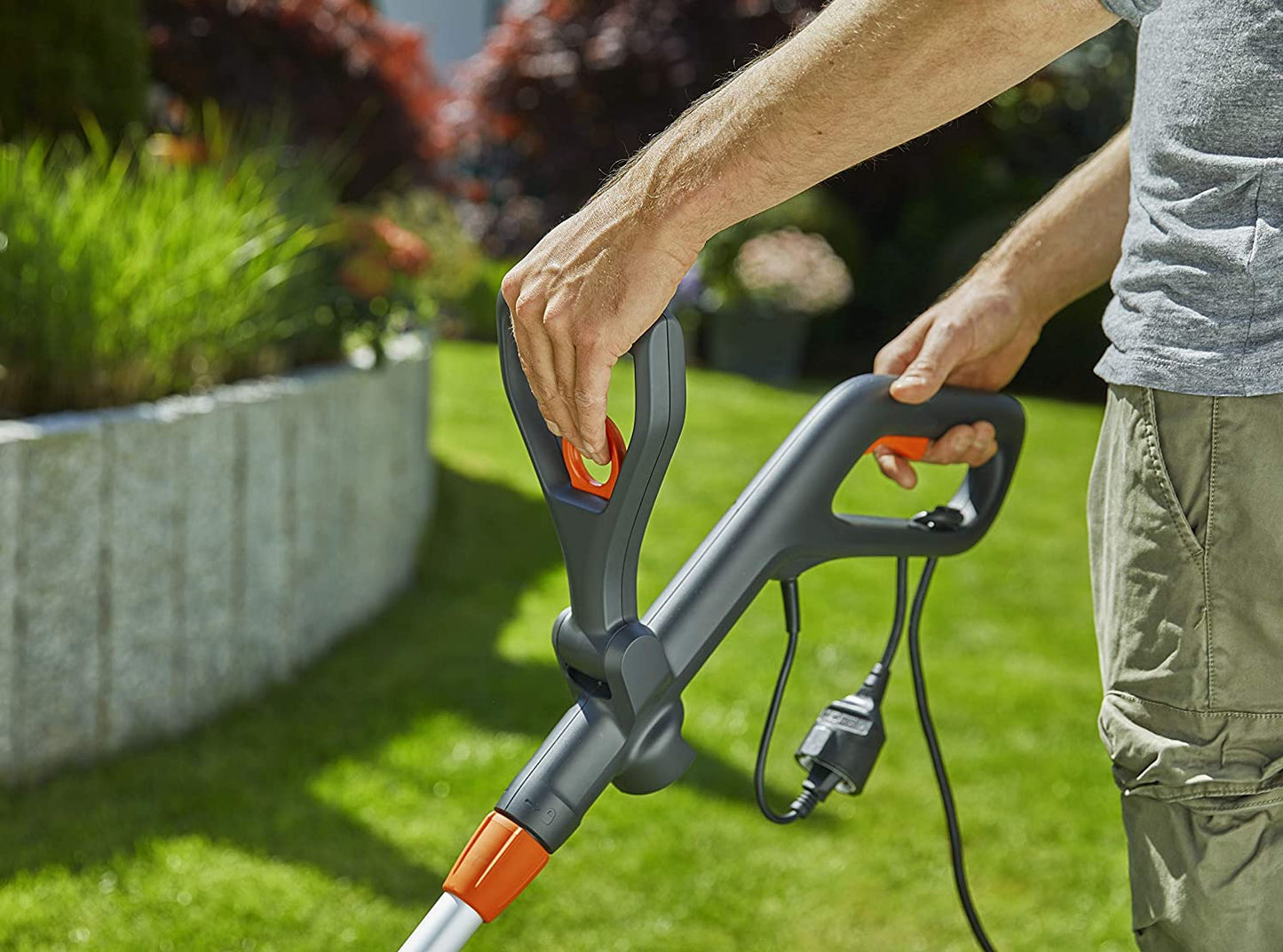Turbotrimmer ComfortCut 550/28, Rasentrimmer, Ø 28cm | 550W Motorleistung Single