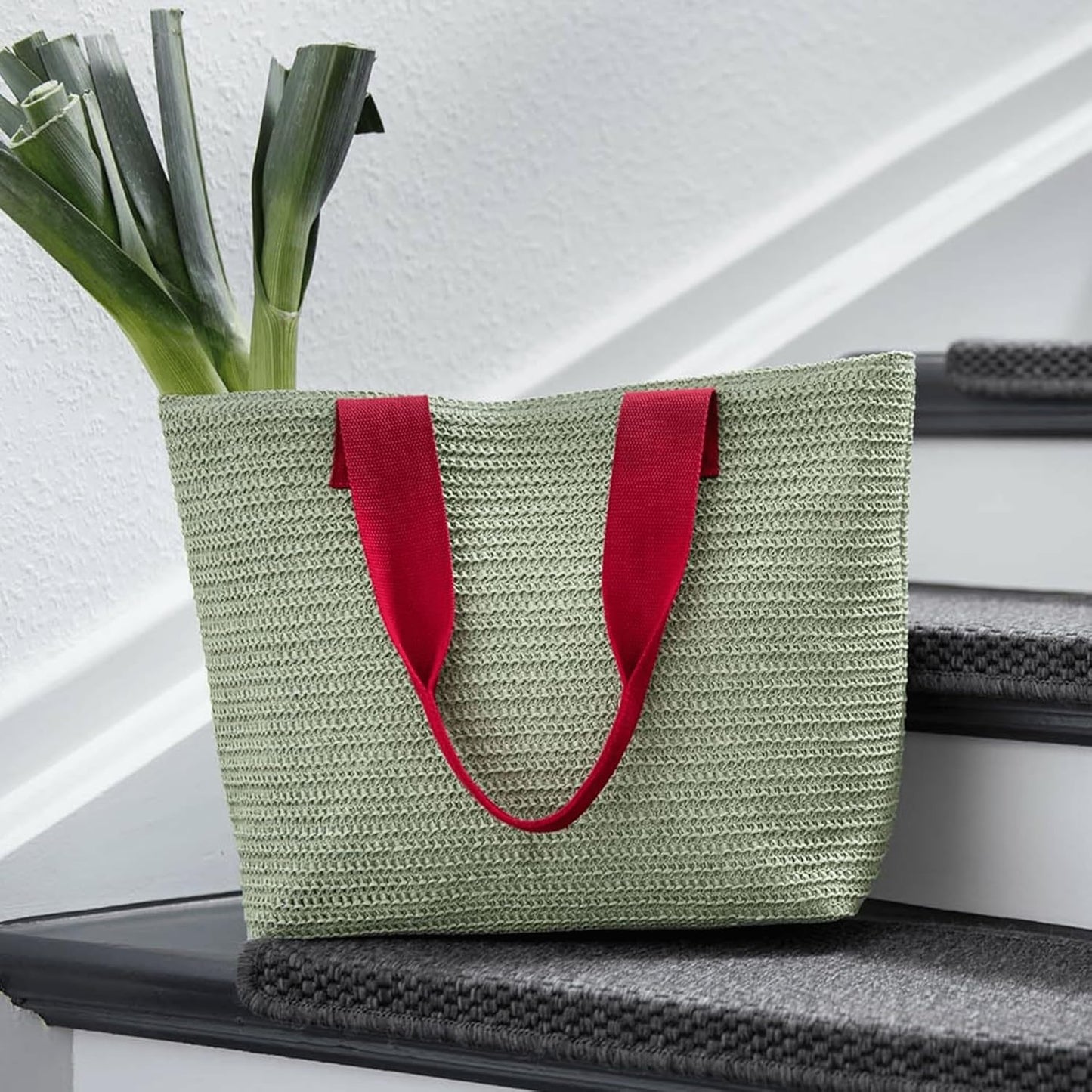 Korbtasche mit Druckknopf, Lime Green + Red Handle