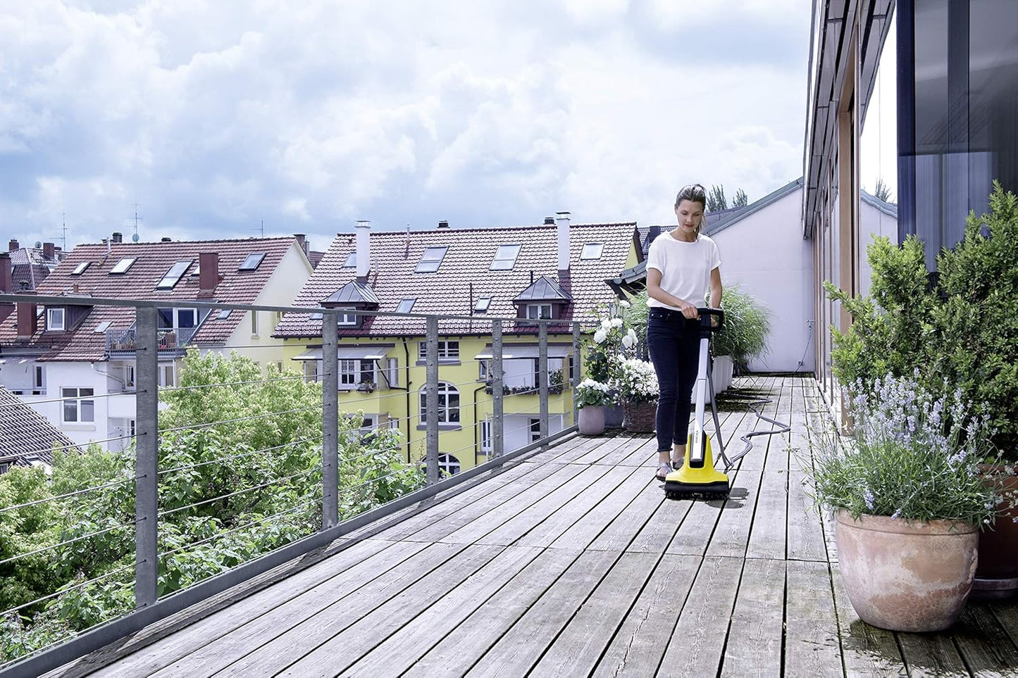 Terrassenreiniger PCL 4 mit Bürstenwalzen und Wasserdüsen, 2 Walzen kabelgebunden