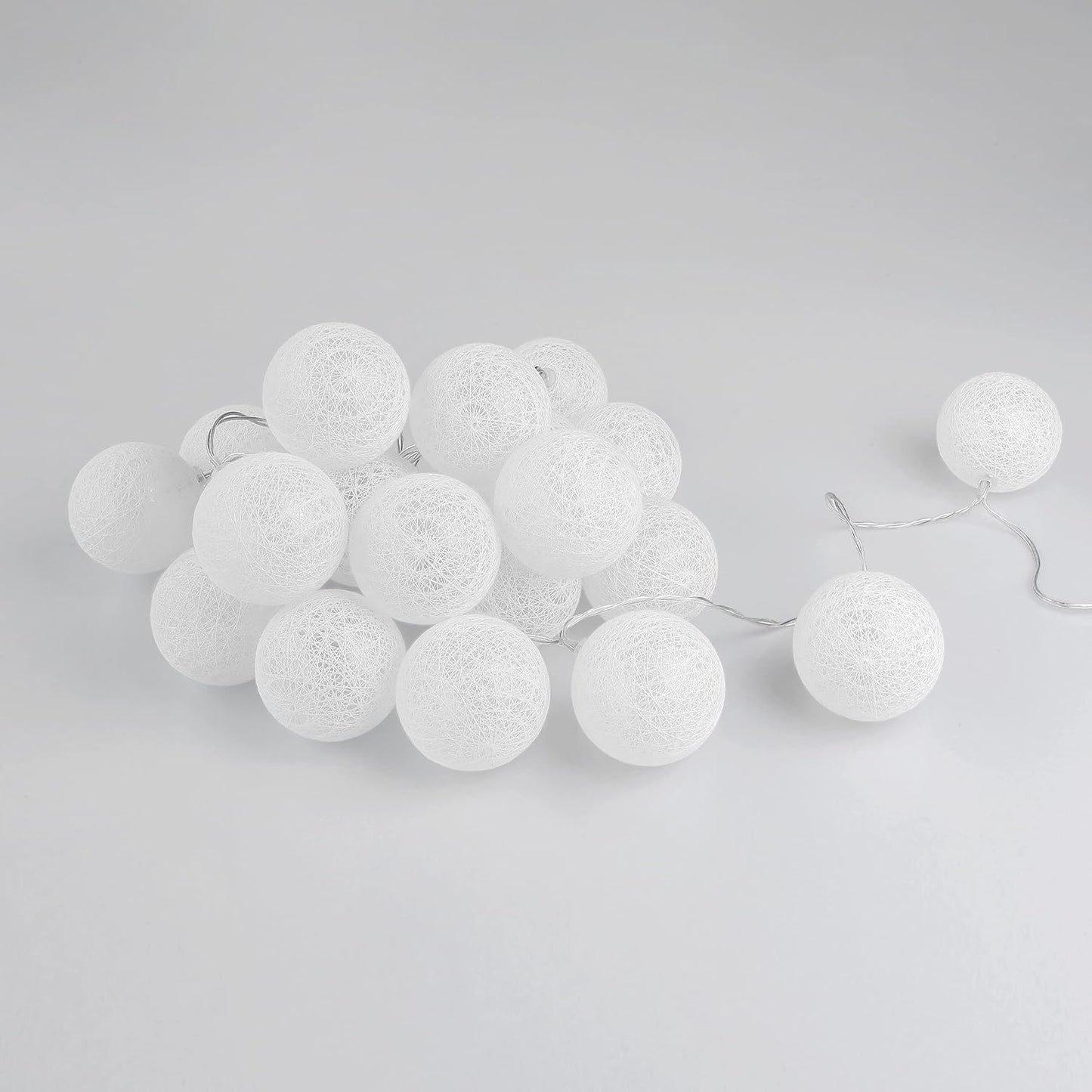 Lichterkette mit Baumwollkugeln, Cotton Ball White
