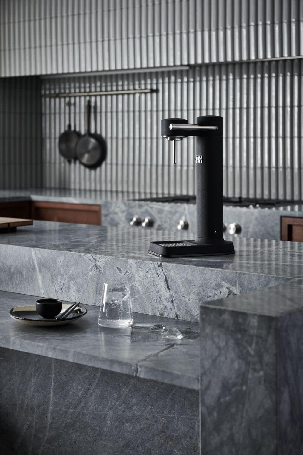 Carbonator 3 Wassersprudler mit 2 Flaschen, Edelstahl mattschwarz x2 PET